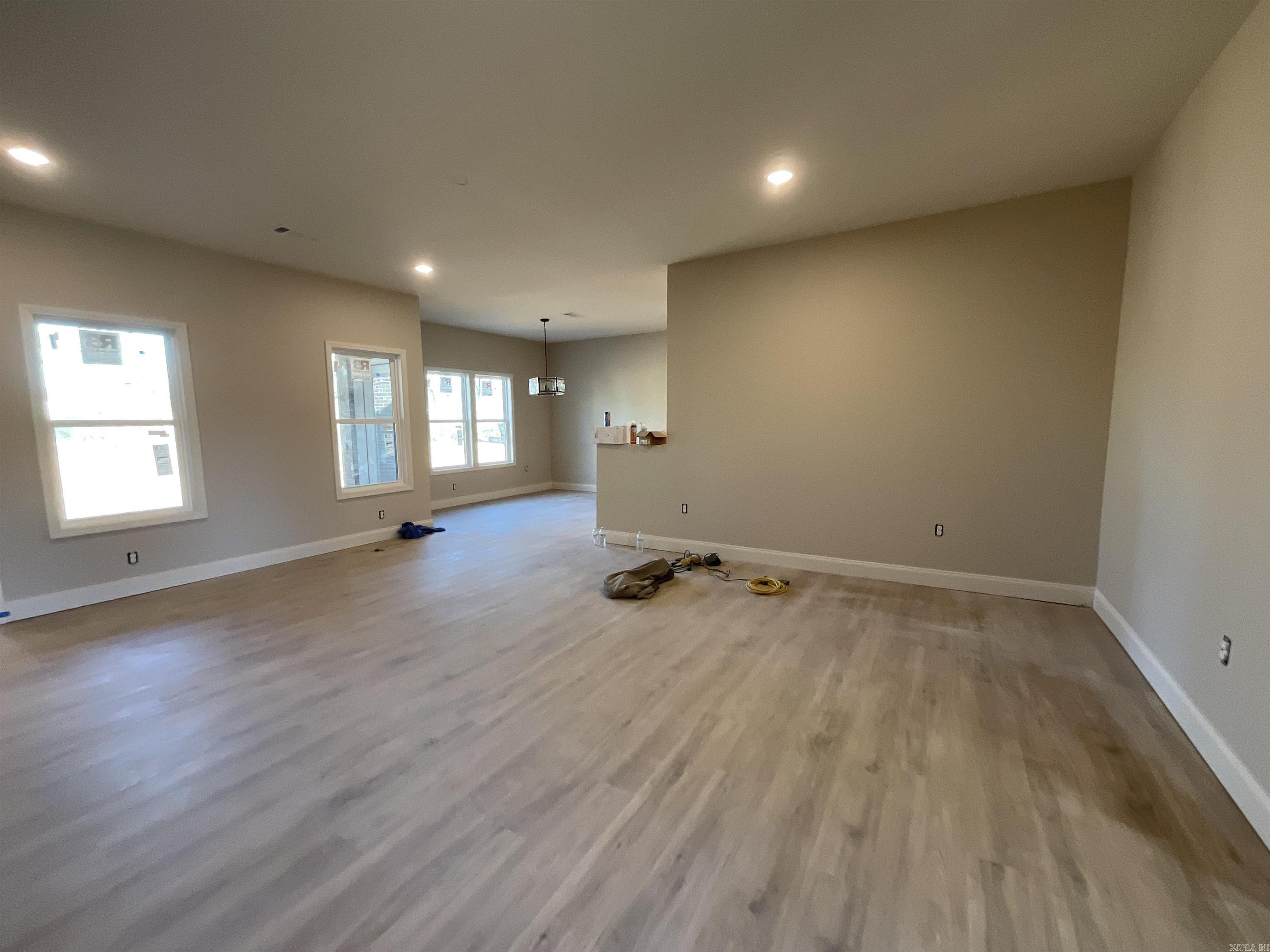 1011 N Jeff Davis  Jacksonville, AR