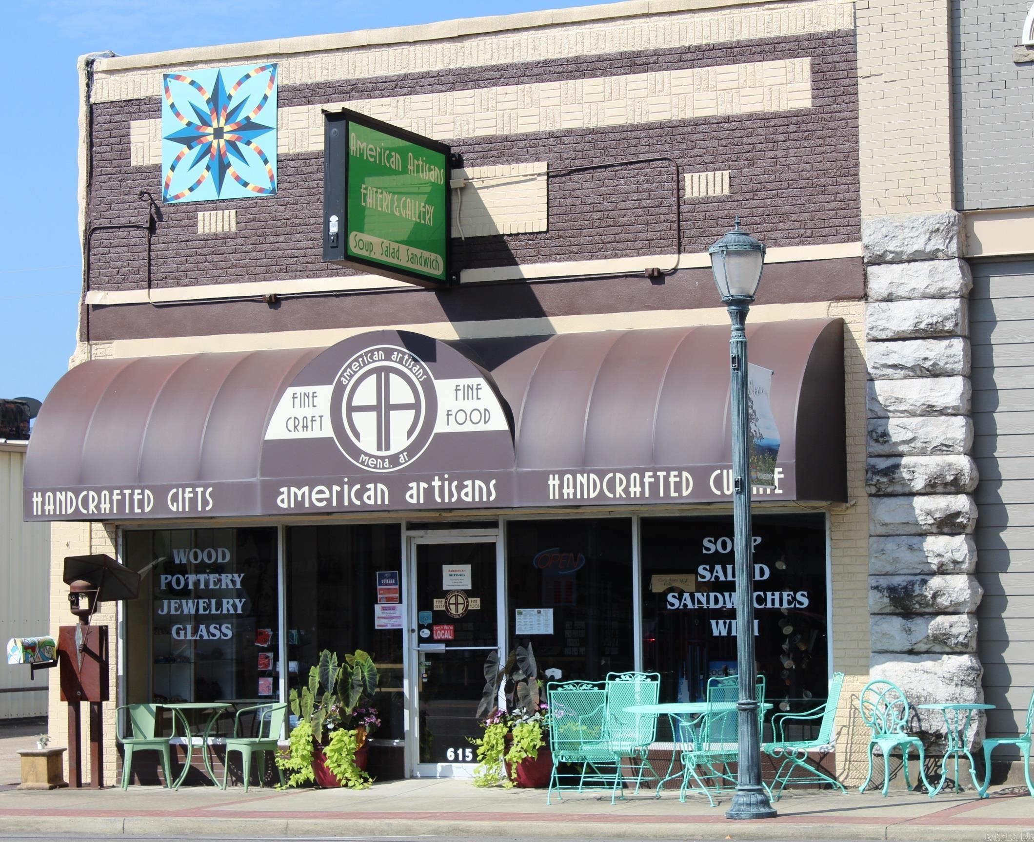 615  Mena  Mena, AR