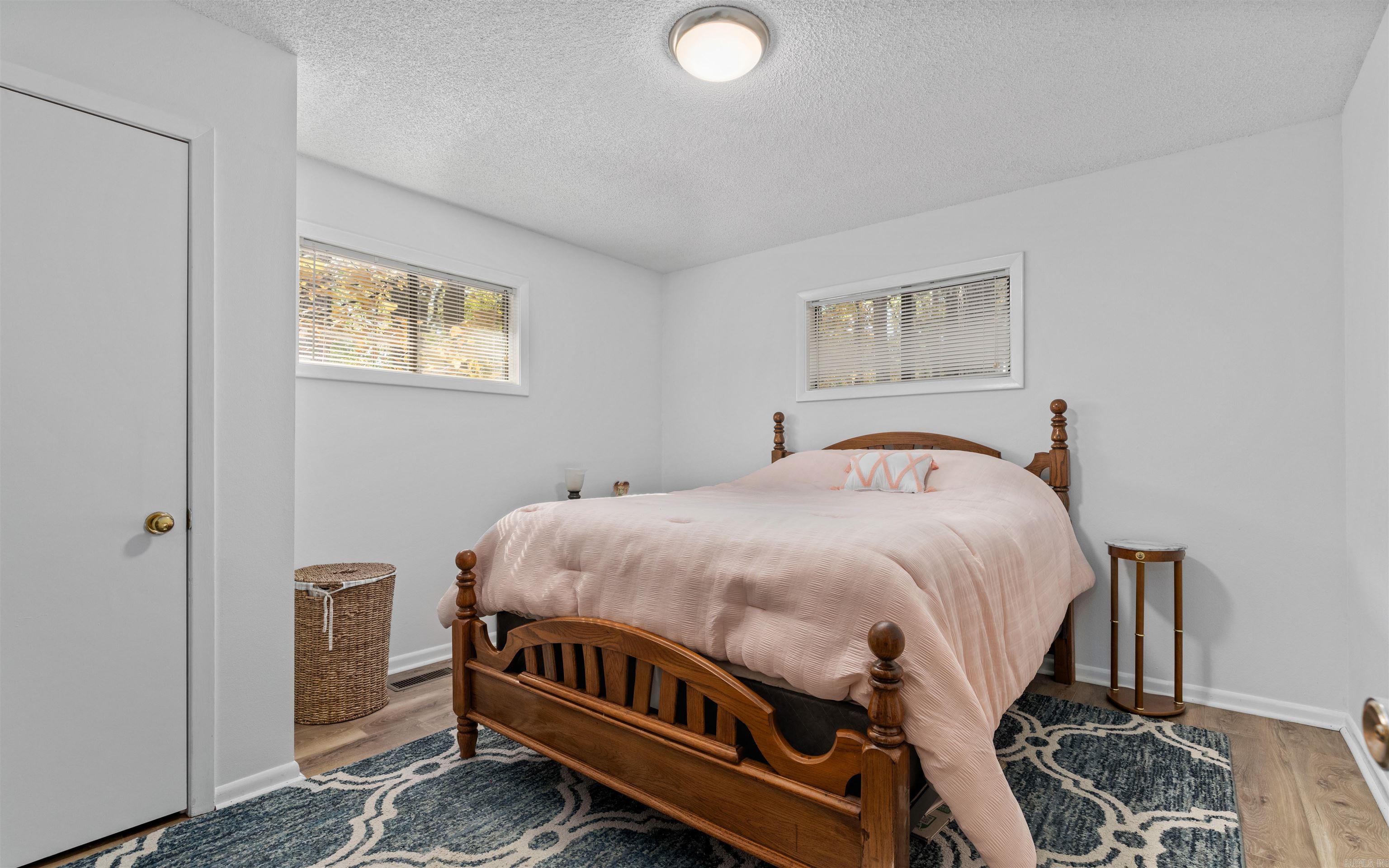 14  Silla  Hot Springs Village, AR