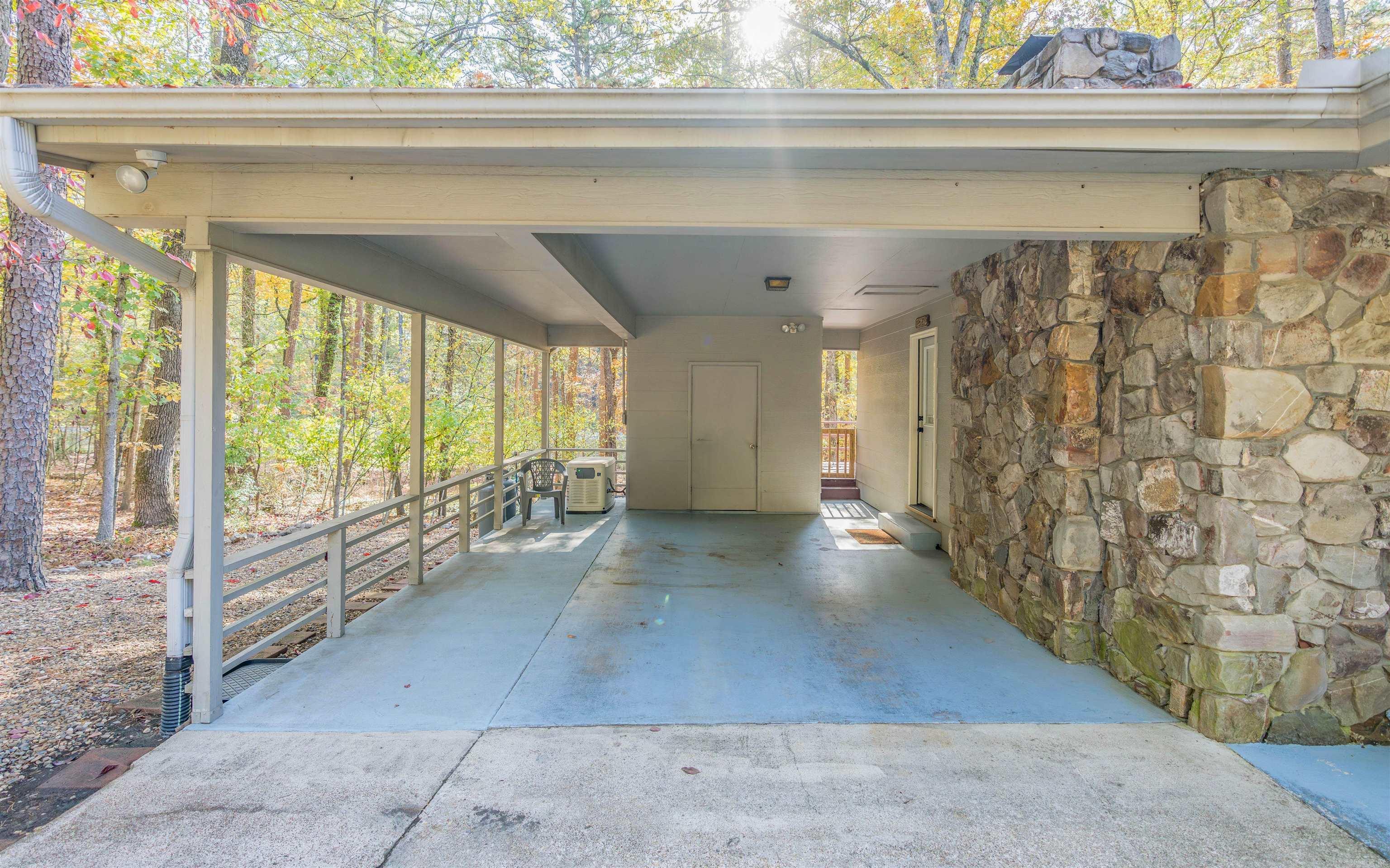 14  Silla  Hot Springs Village, AR