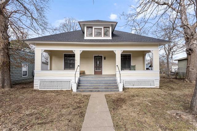 307  Oak  Leslie, AR