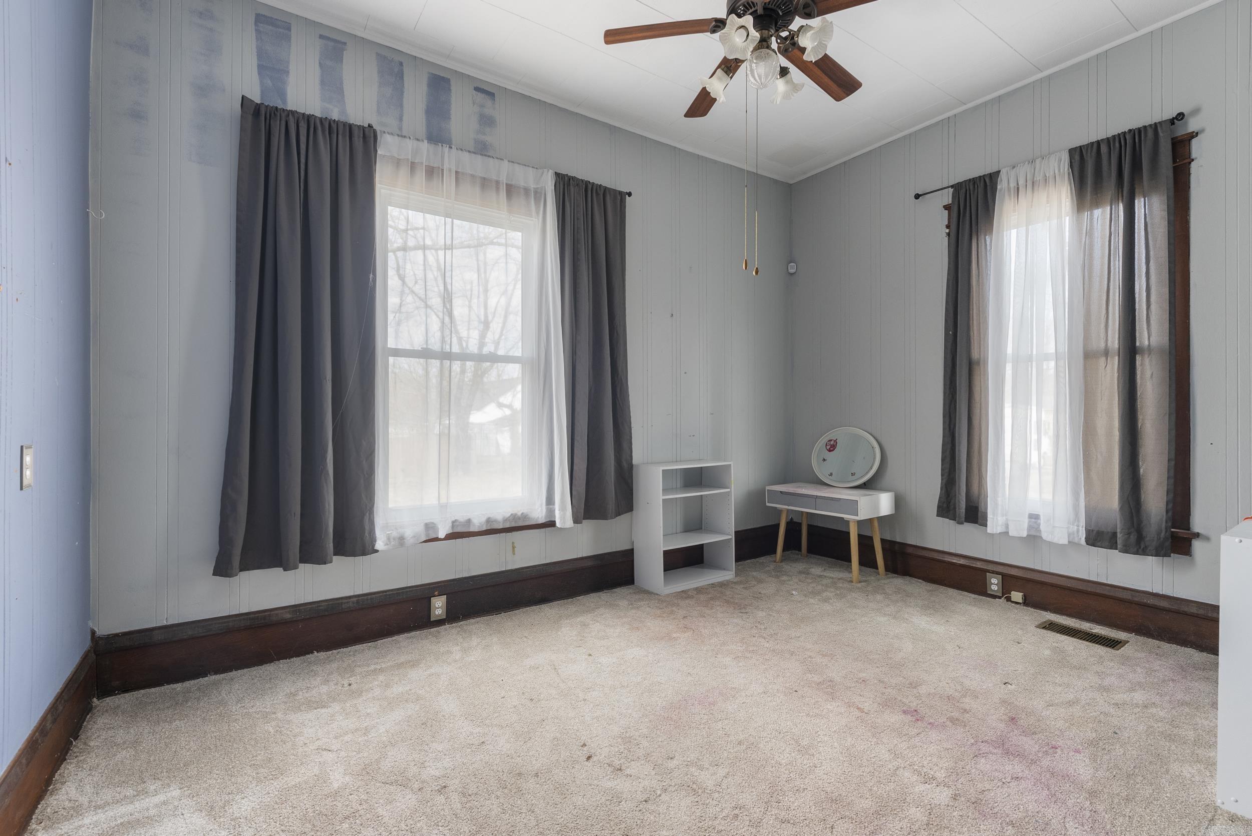307  Oak  Leslie, AR