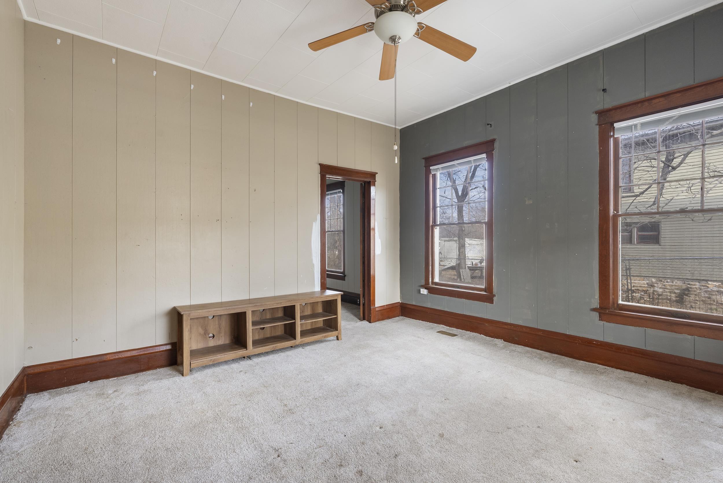 307  Oak  Leslie, AR