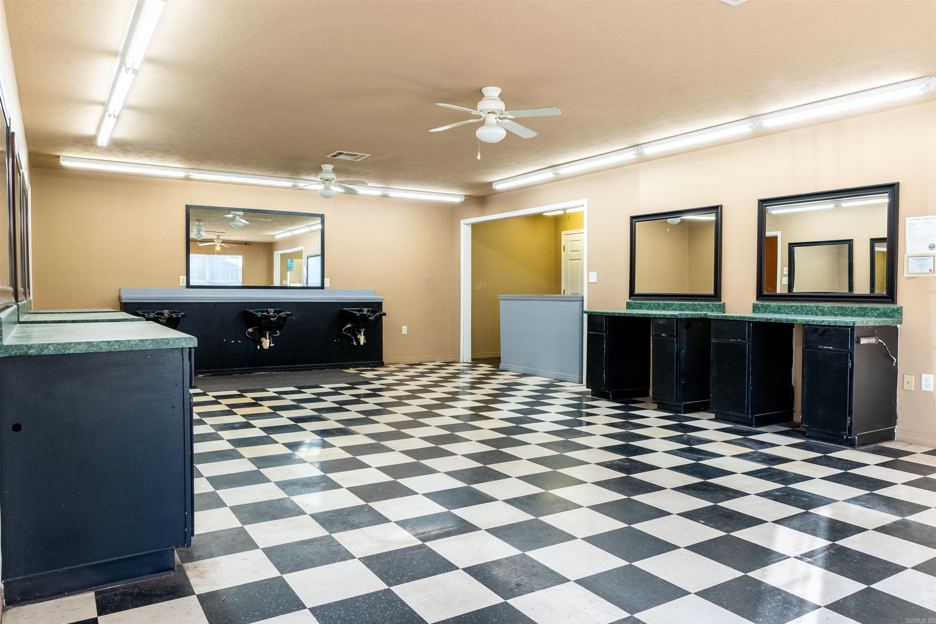 810 W Pleasure  Searcy, AR