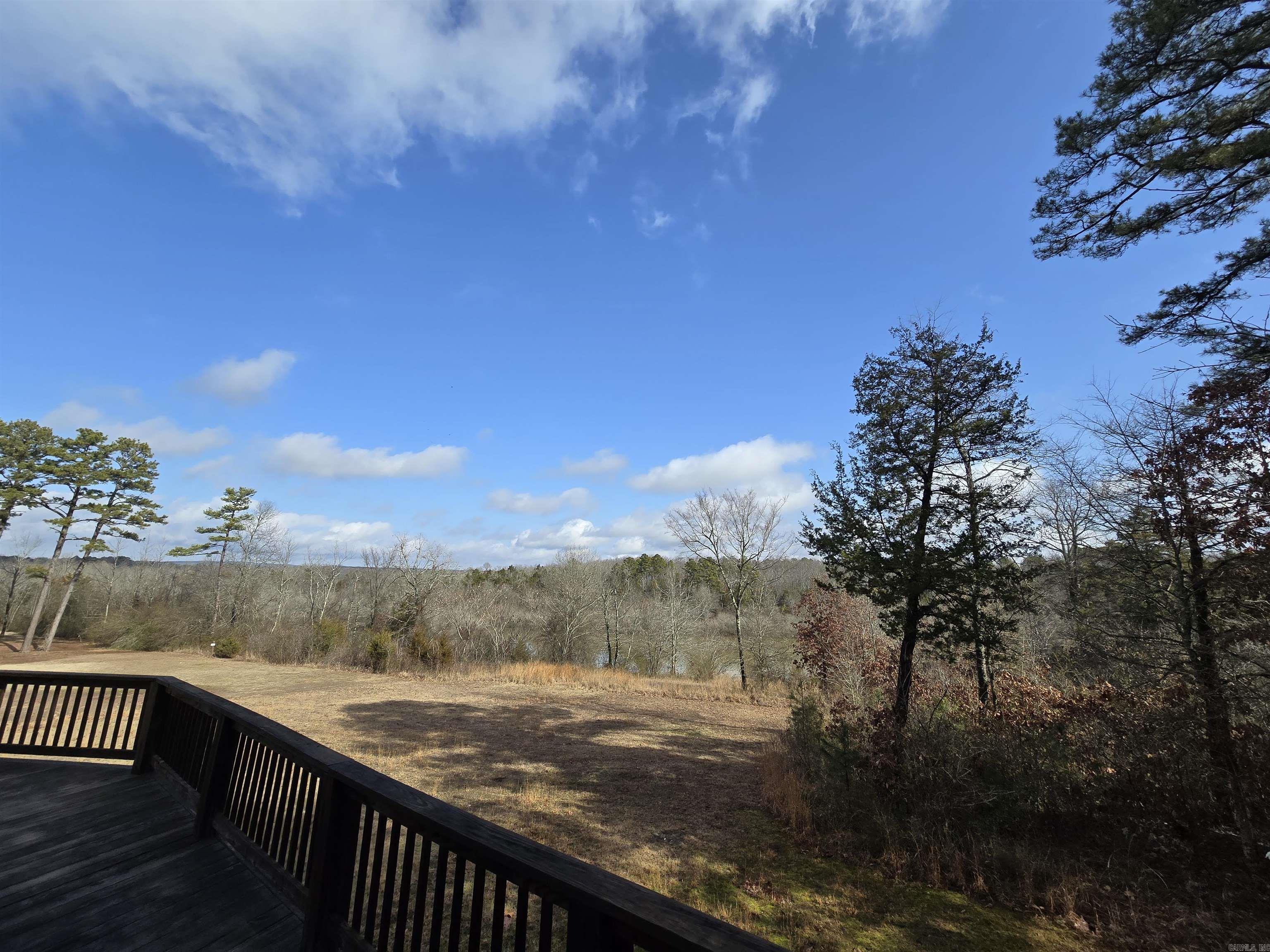 478  Burning Tree  Greers Ferry, AR