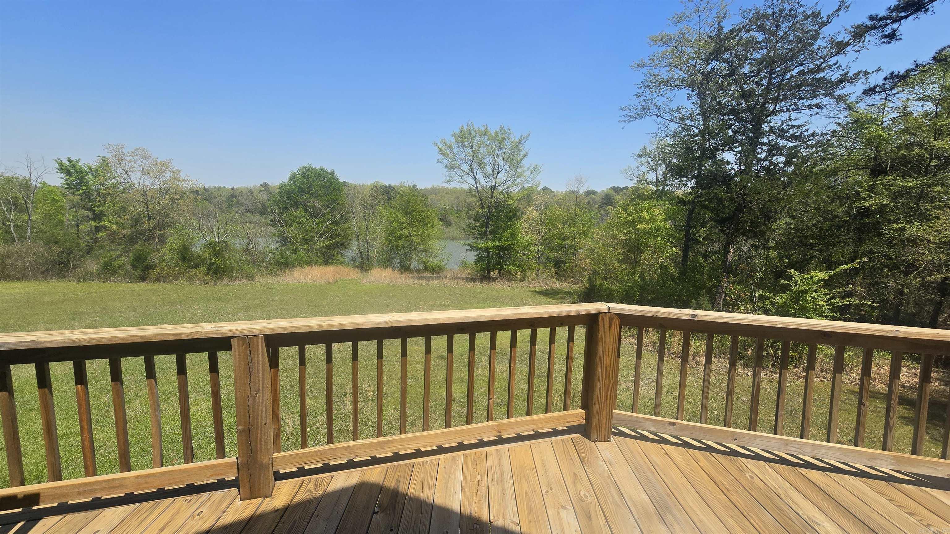 478  Burning Tree  Greers Ferry, AR