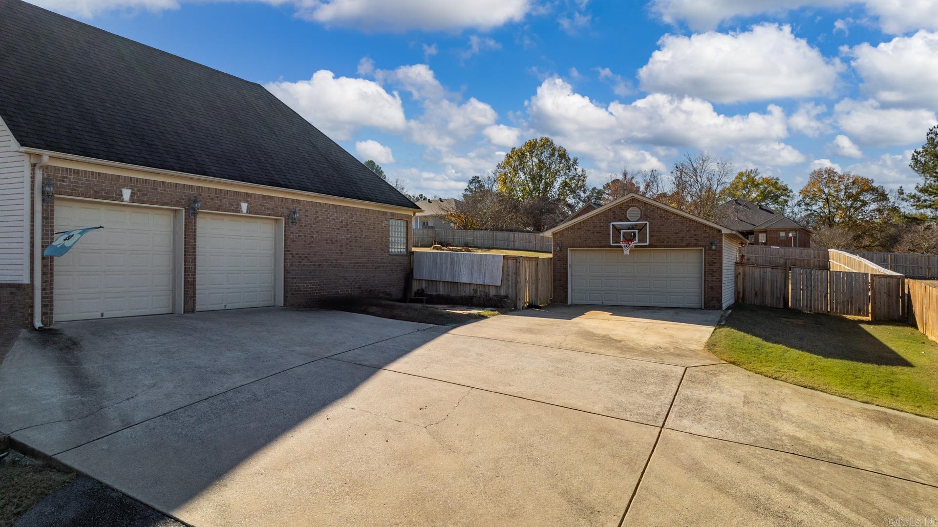 11  Brookside  Greenbrier, AR