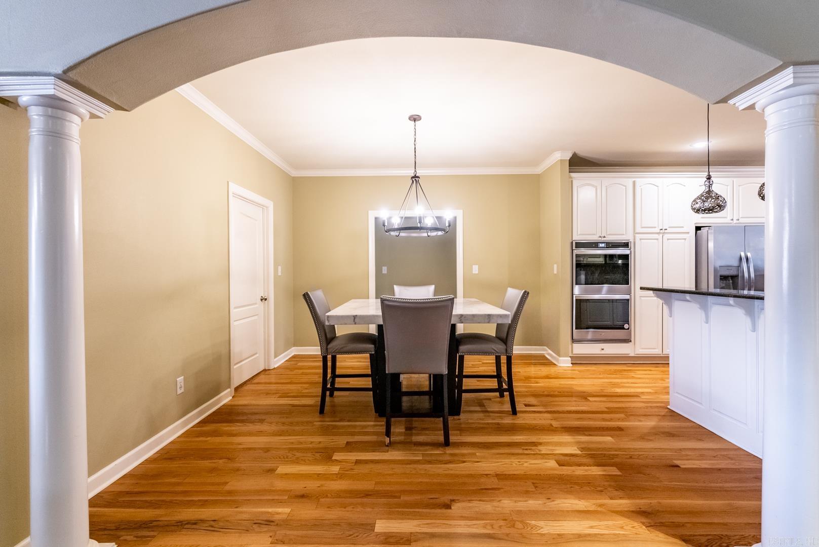 28  Bronte  Little Rock, AR