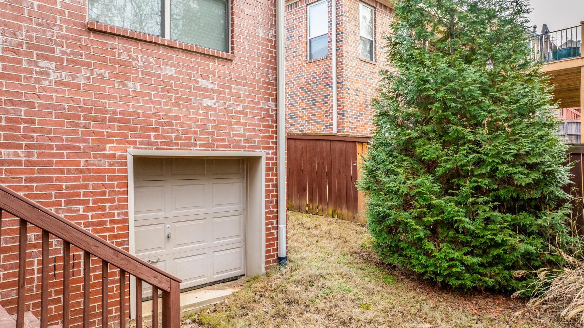 28  Bronte  Little Rock, AR
