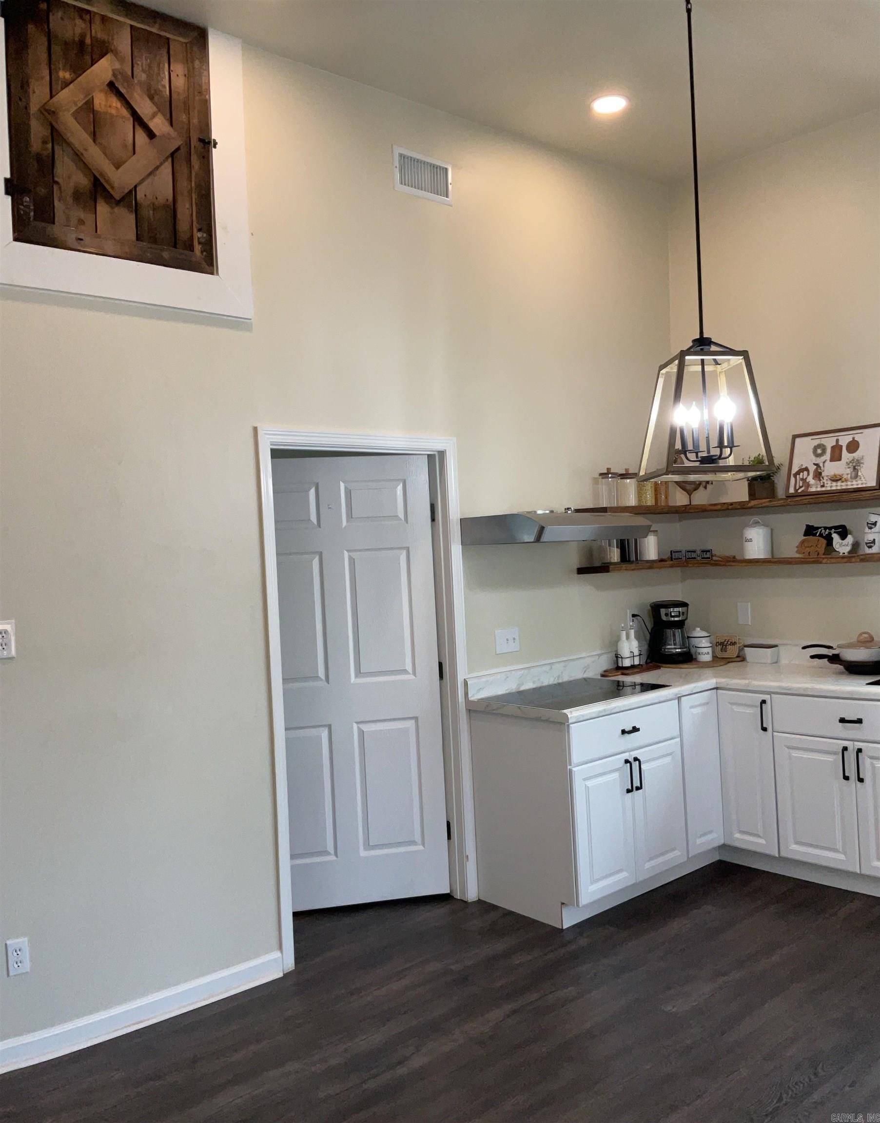 3010 McPherson Ridge Drive Mabelvale, AR 72103