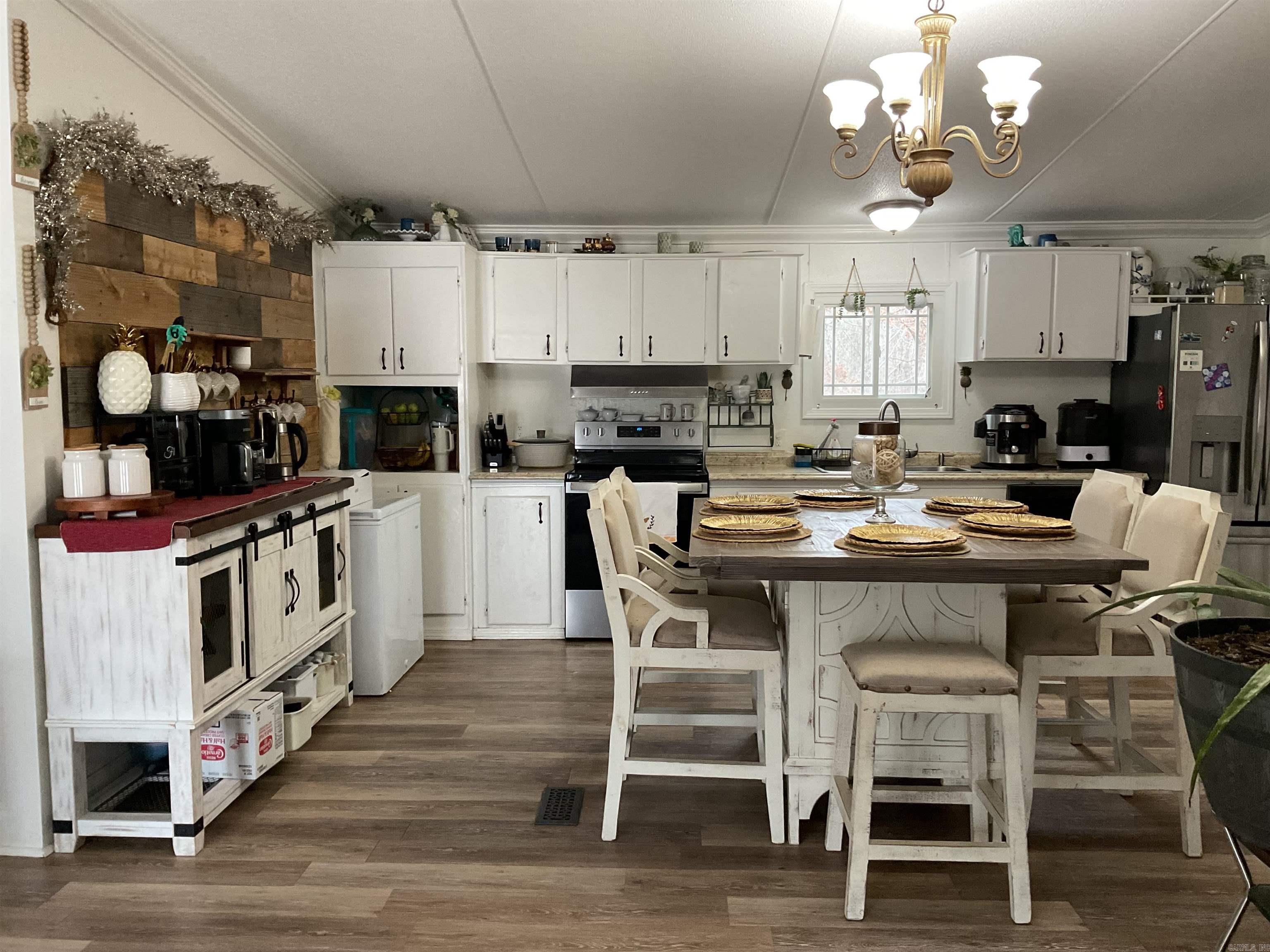 3010 McPherson Ridge Drive Mabelvale, AR 72103