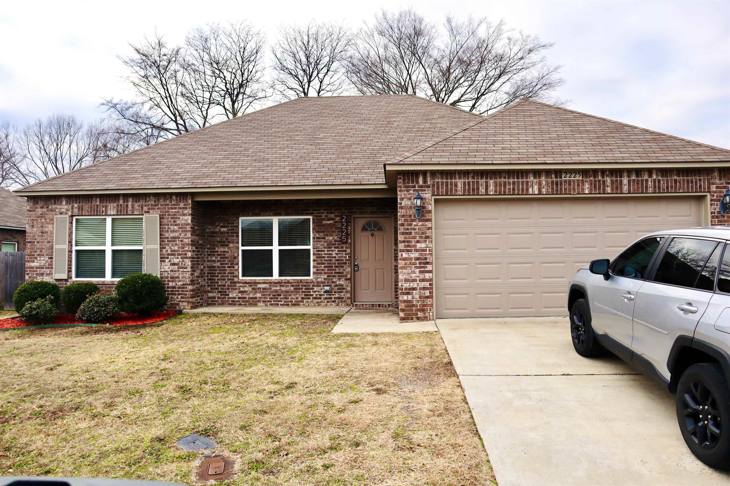 2225 Eldridge Lane