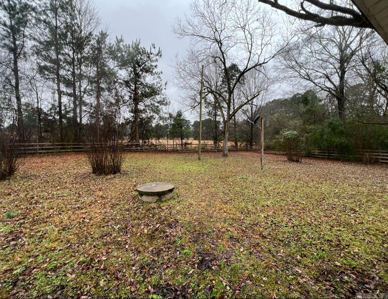 1923 W Washington St  Camden, AR