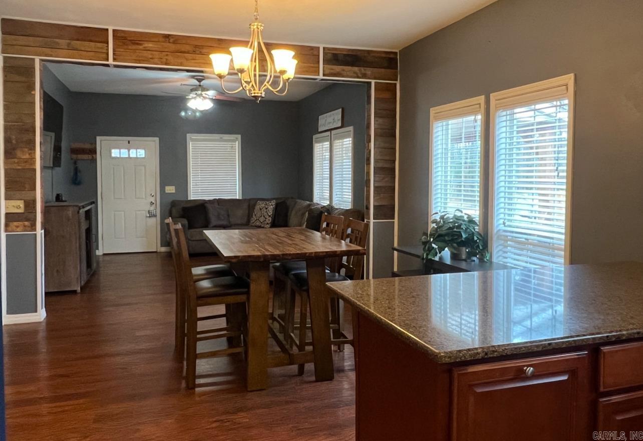 1923 W Washington St  Camden, AR