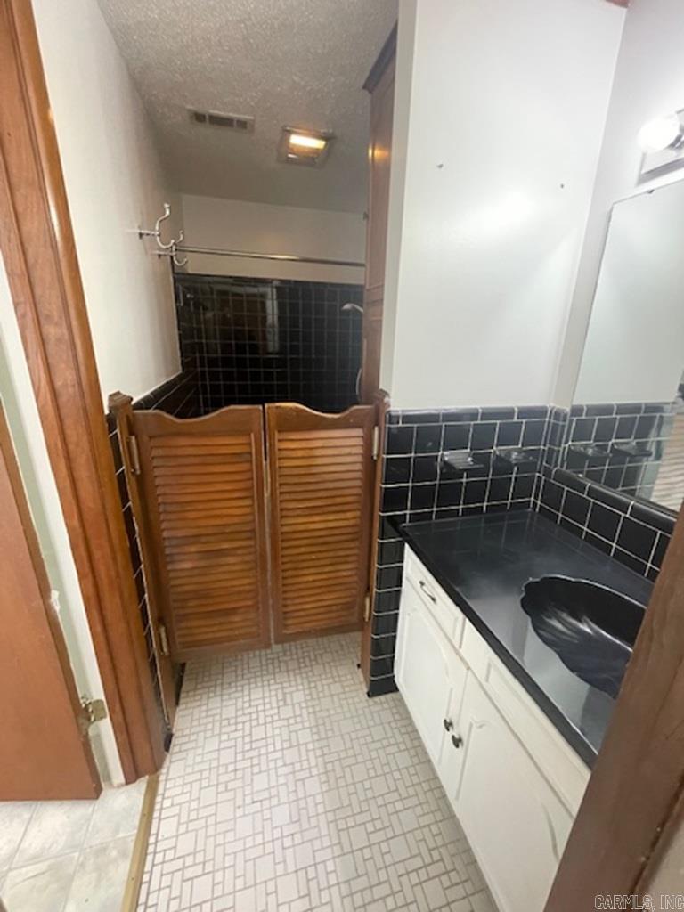 6402  SHIRLEY  Little Rock, AR