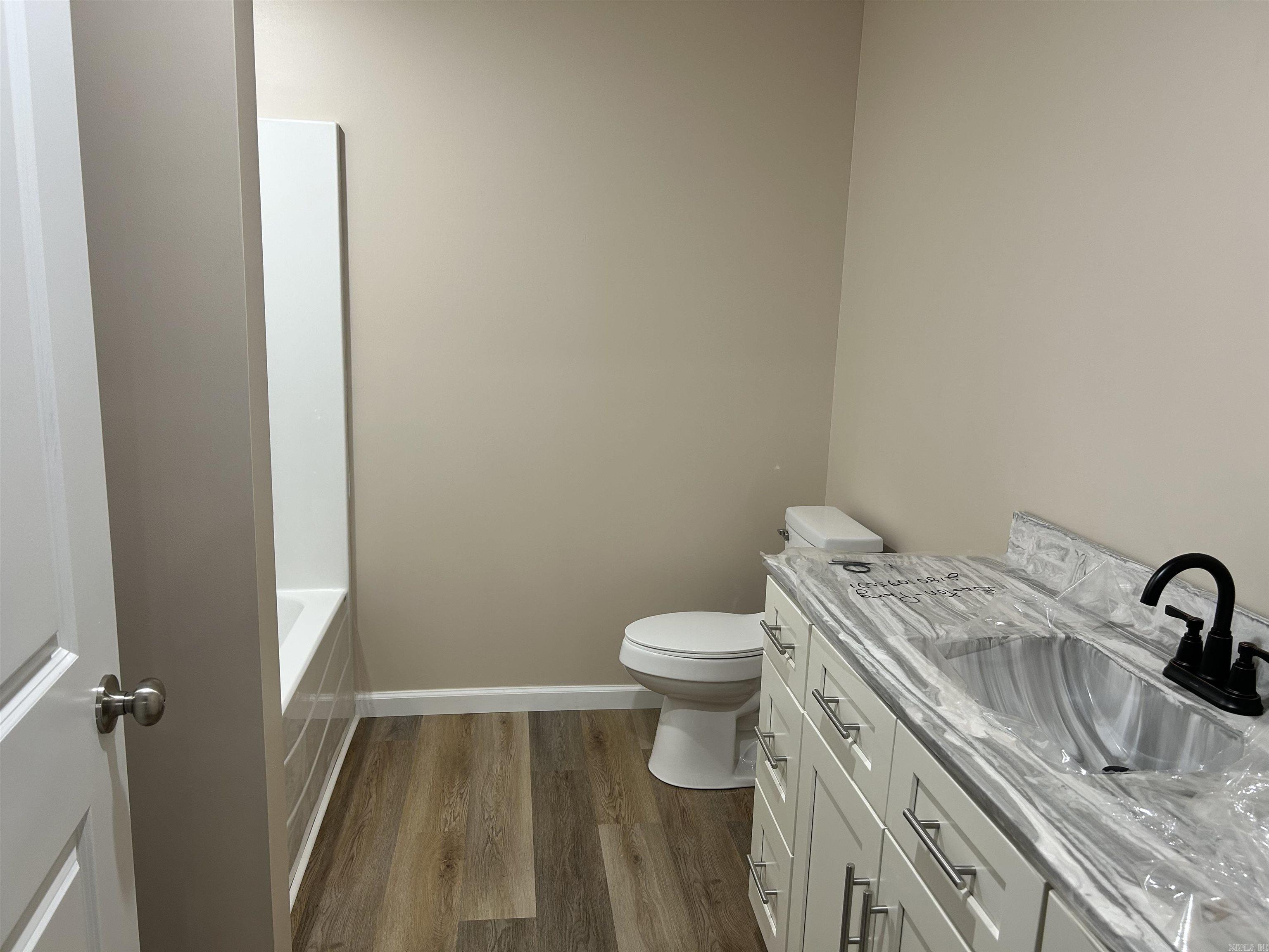 205  Raymond  Paragould, AR