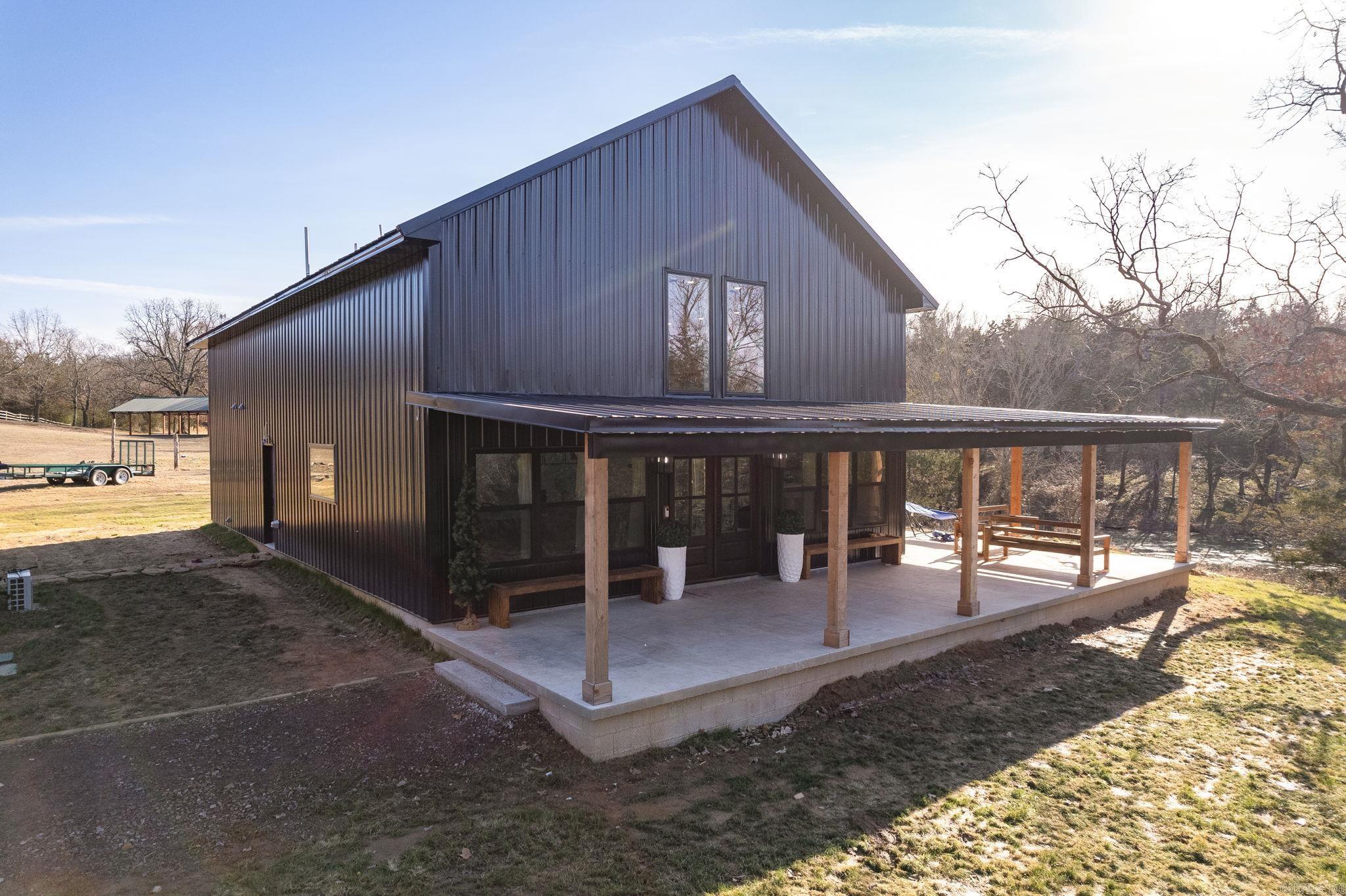 2420  Freedom  Valley  Alma, AR
