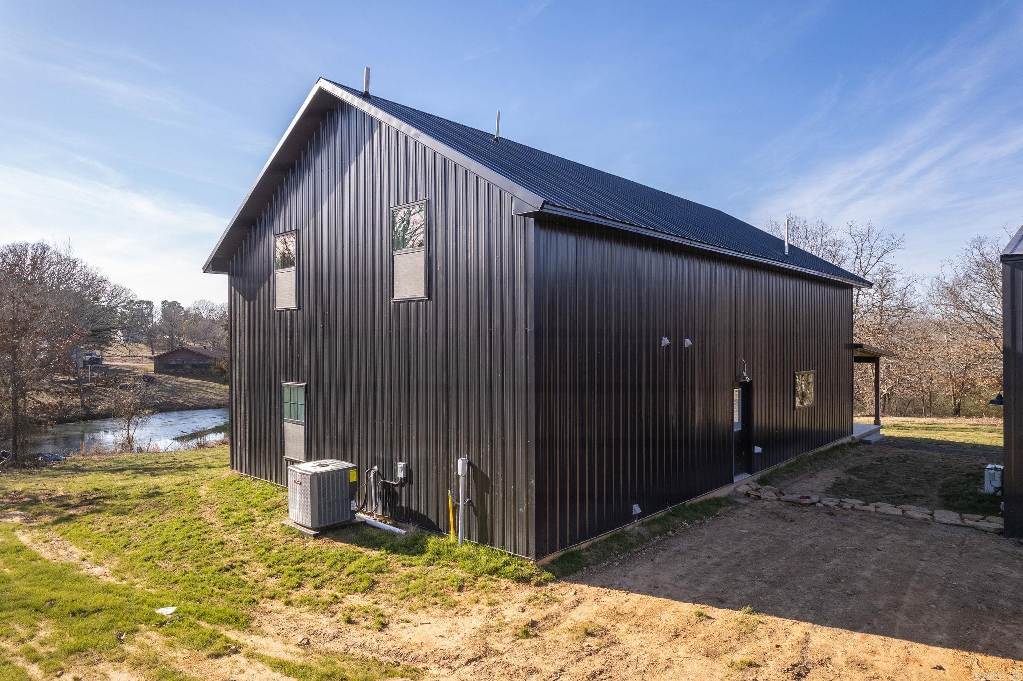 2420  Freedom  Valley  Alma, AR