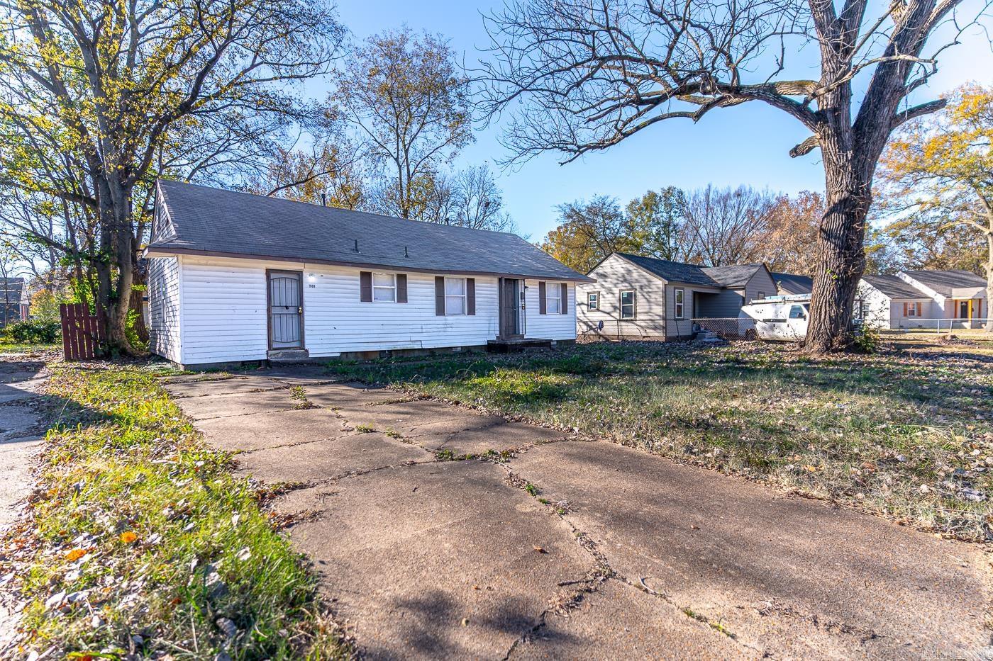 1909  Sula  West Memphis, AR