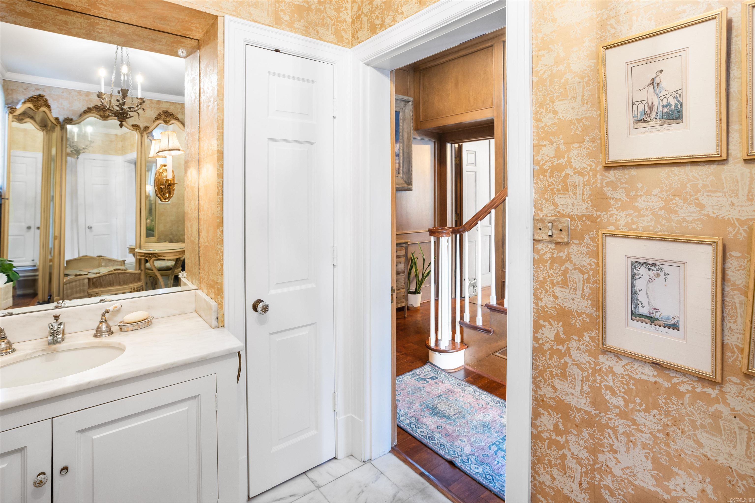 30  Longmeadow  Pine Bluff, AR