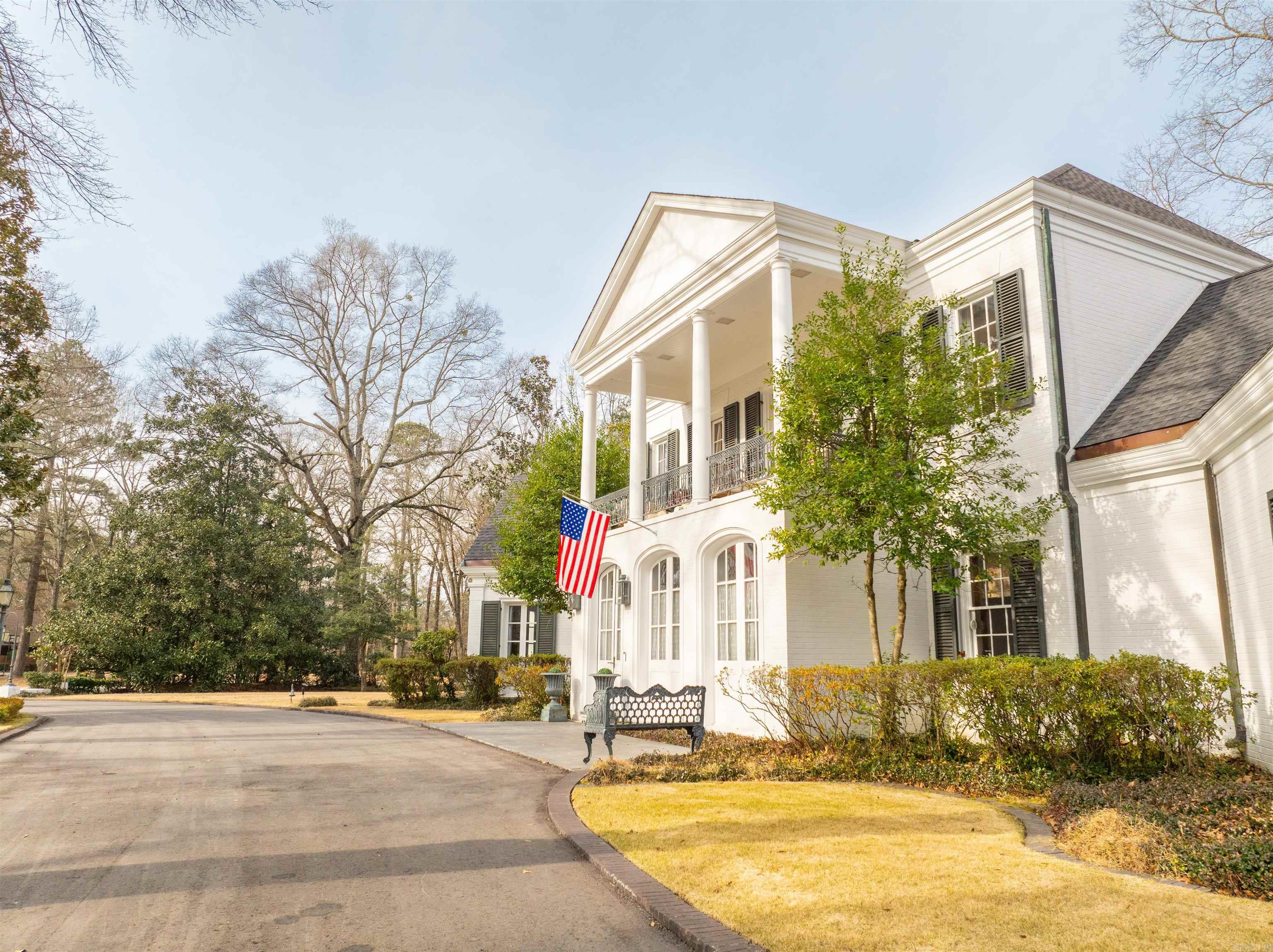 30  Longmeadow  Pine Bluff, AR