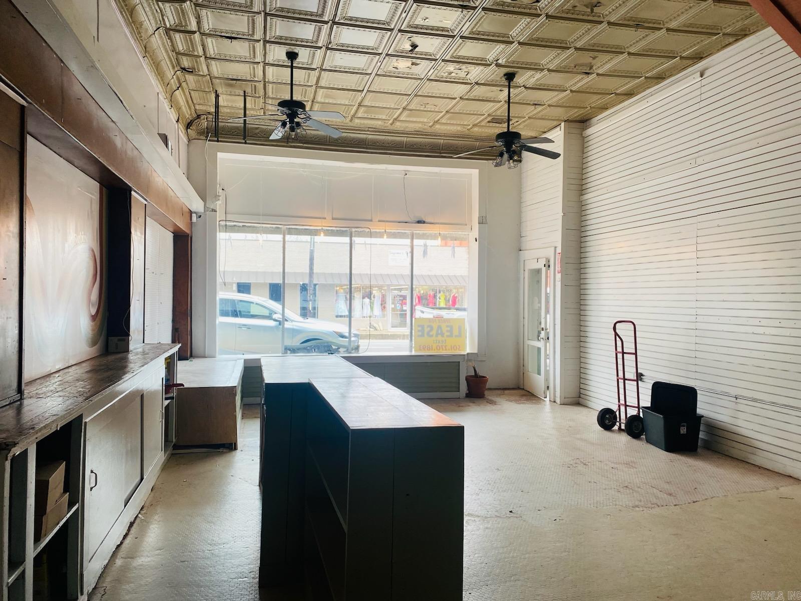 210 W Main St  Heber Springs, AR