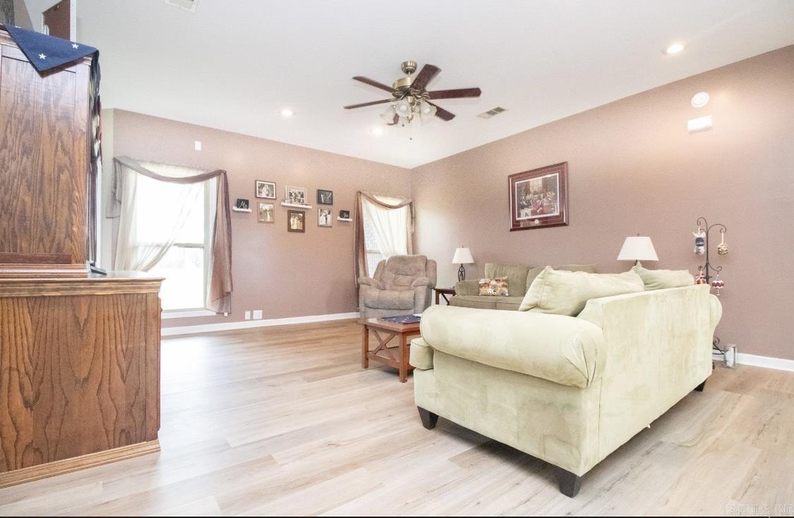 588  Vaughn  Paragould, AR