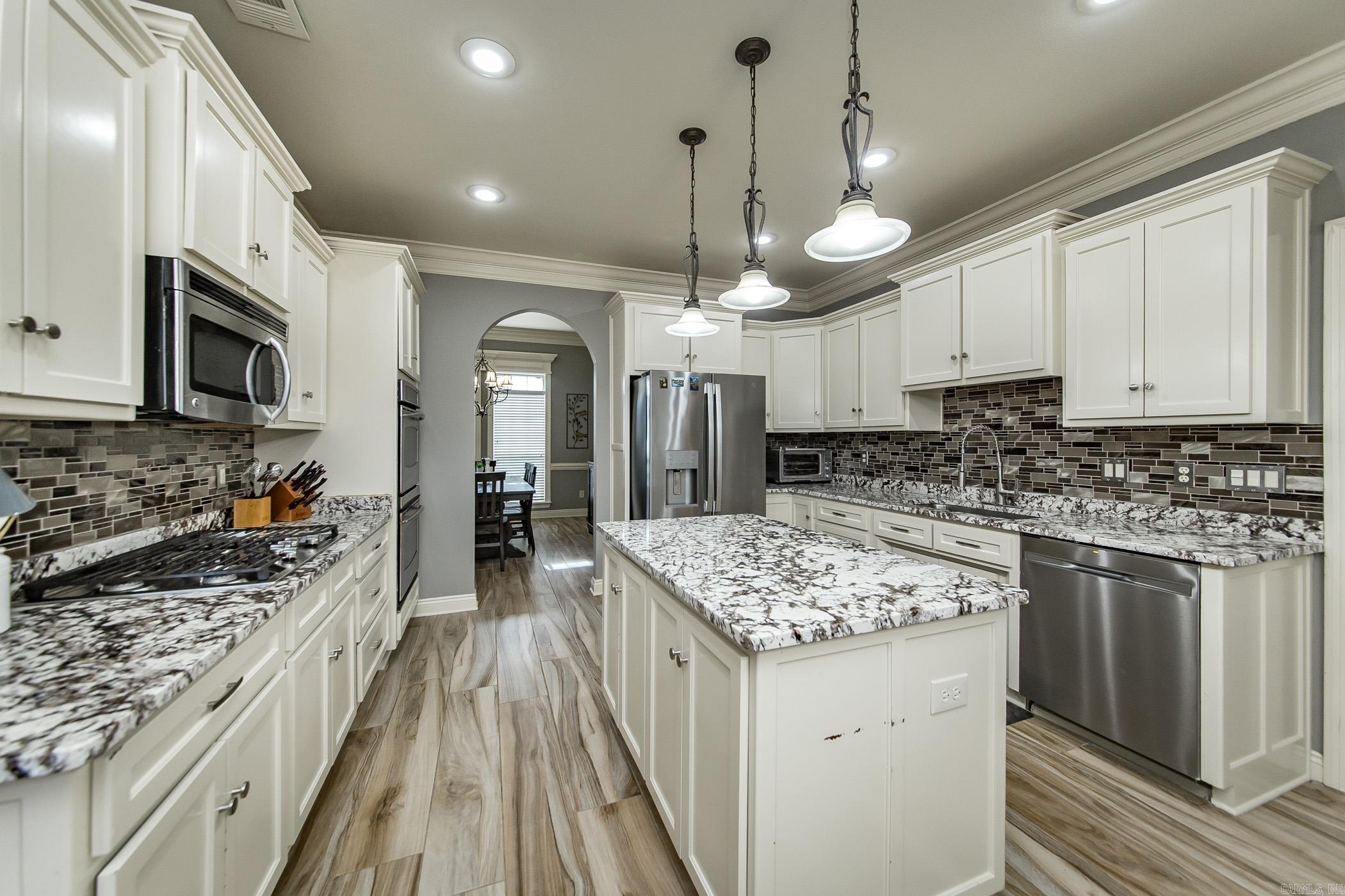 15  Hickory Bend Dr  Cabot, AR