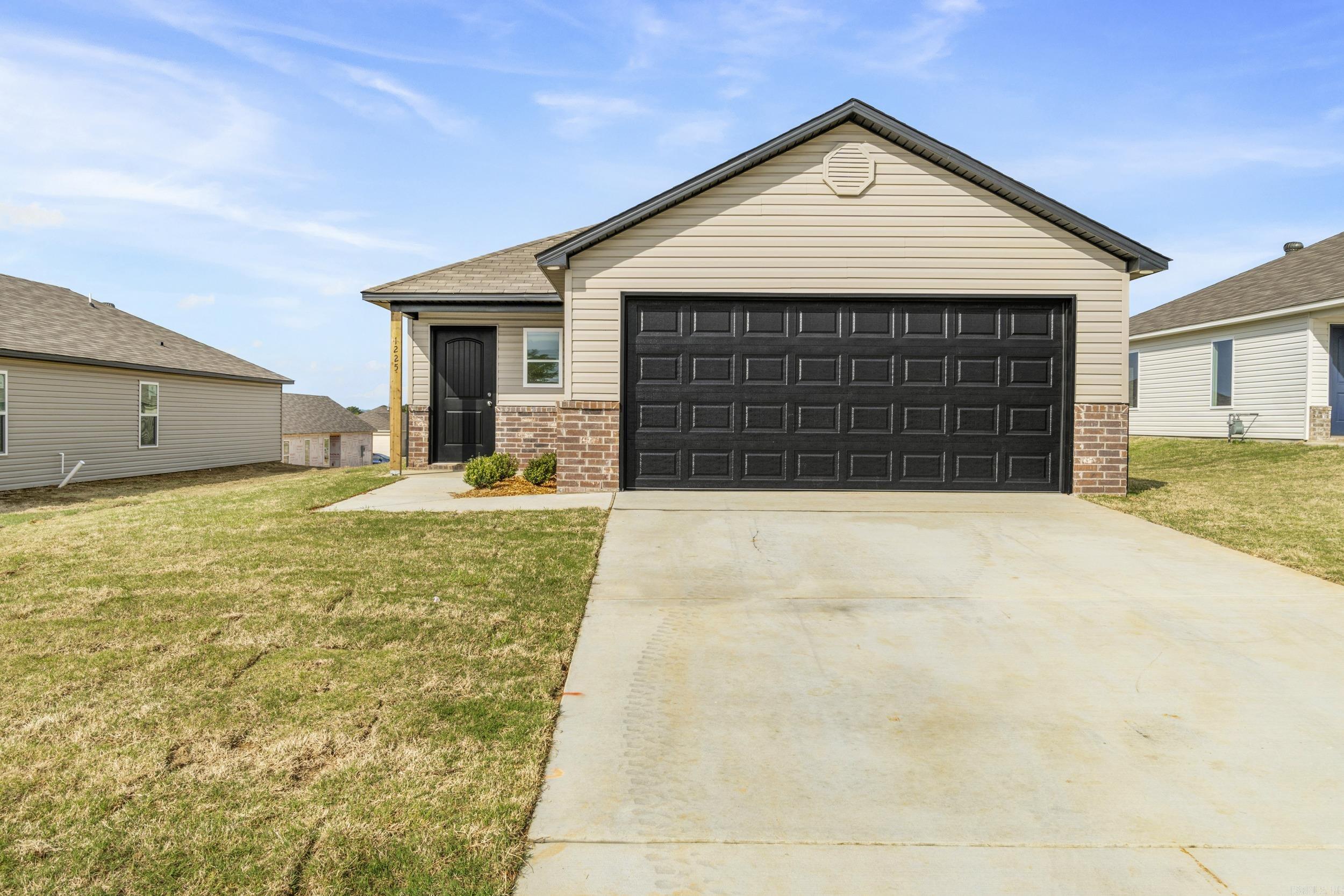 1225  Santa Fe Lot 517 Block 5 Bauxite, AR