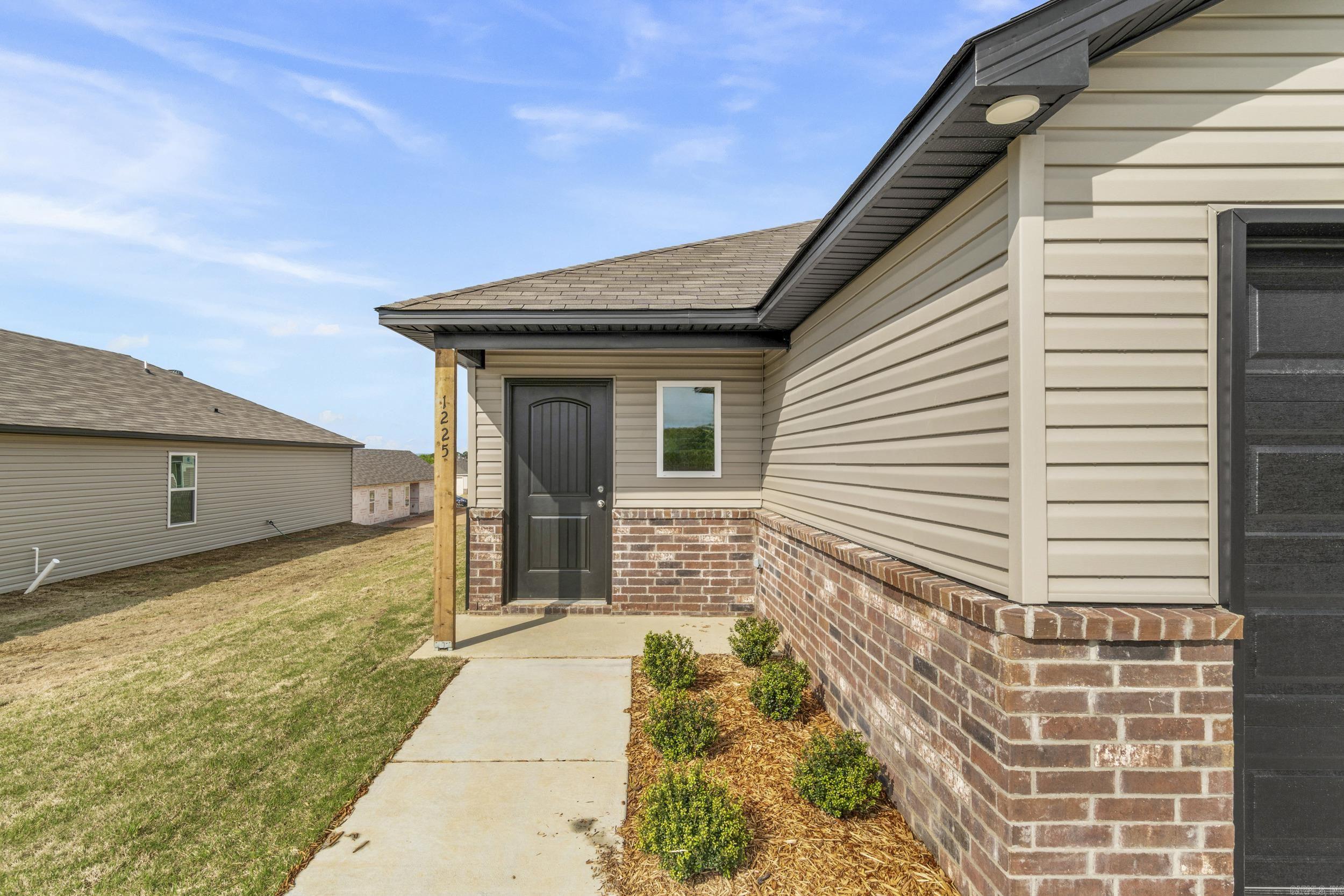 1225  Santa Fe Lot 517 Block 5 Bauxite, AR