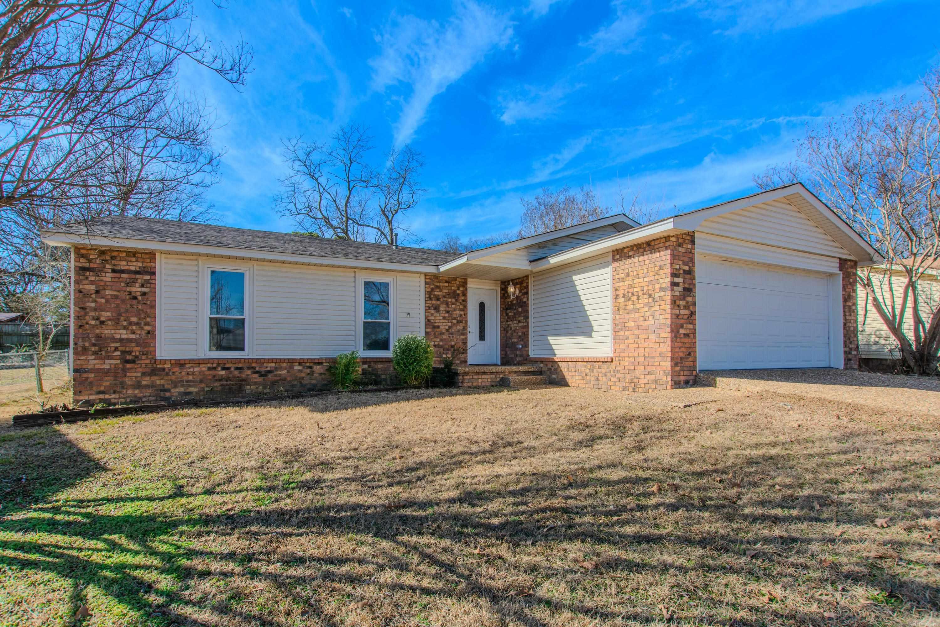 17  Johnny Ln  Sherwood, AR