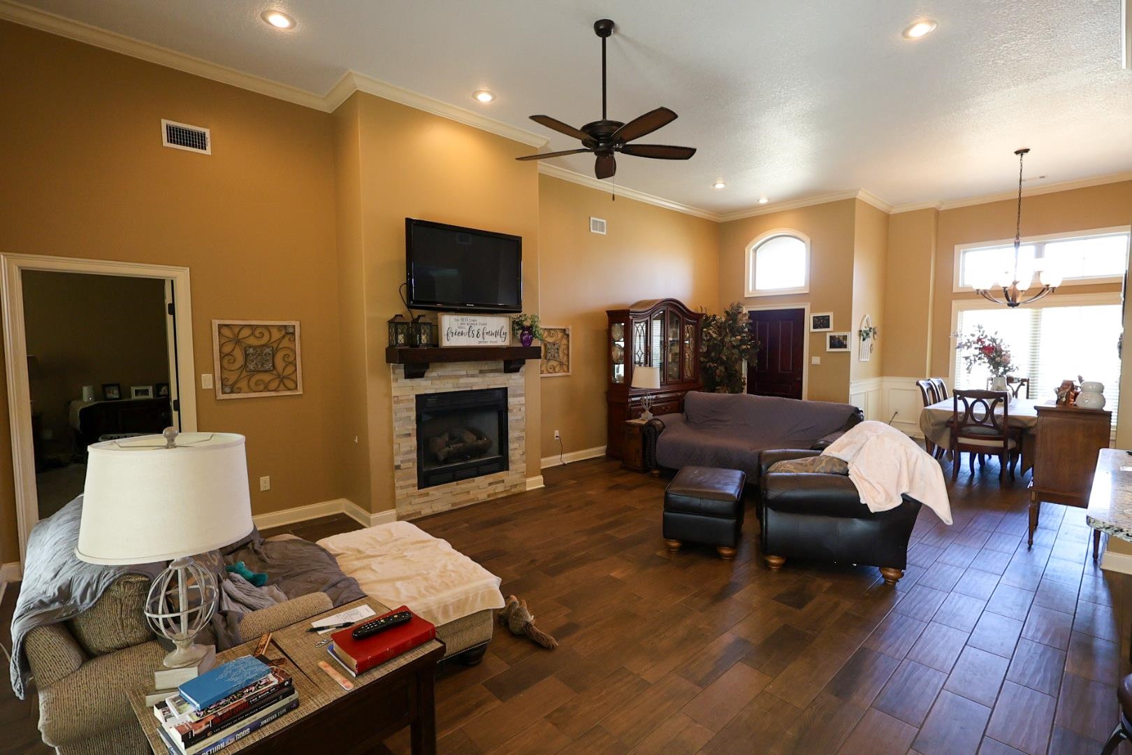 2401  Flatrock  Jonesboro, AR