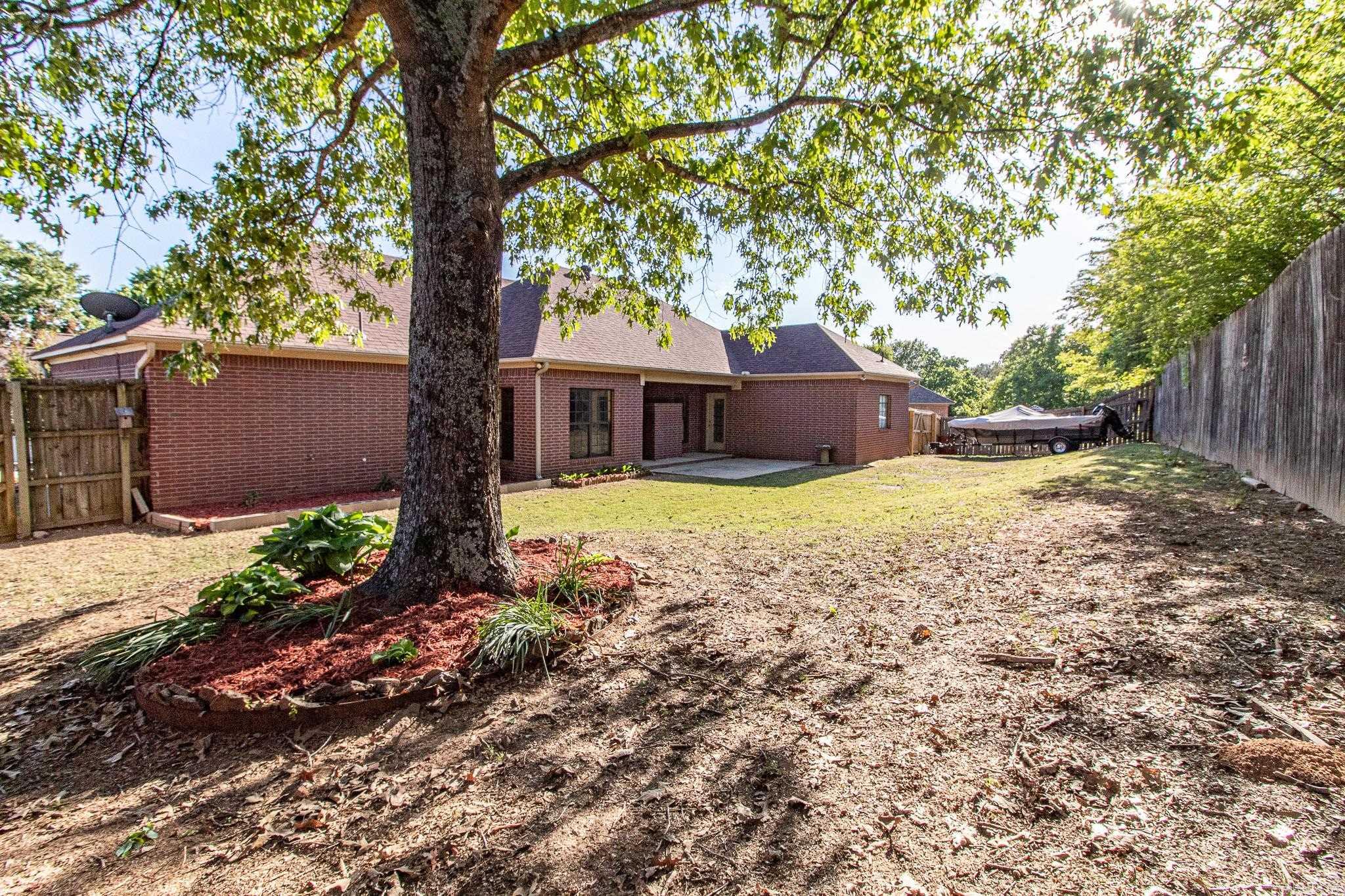 47 Trenton Drive Greenbrier, AR 72058