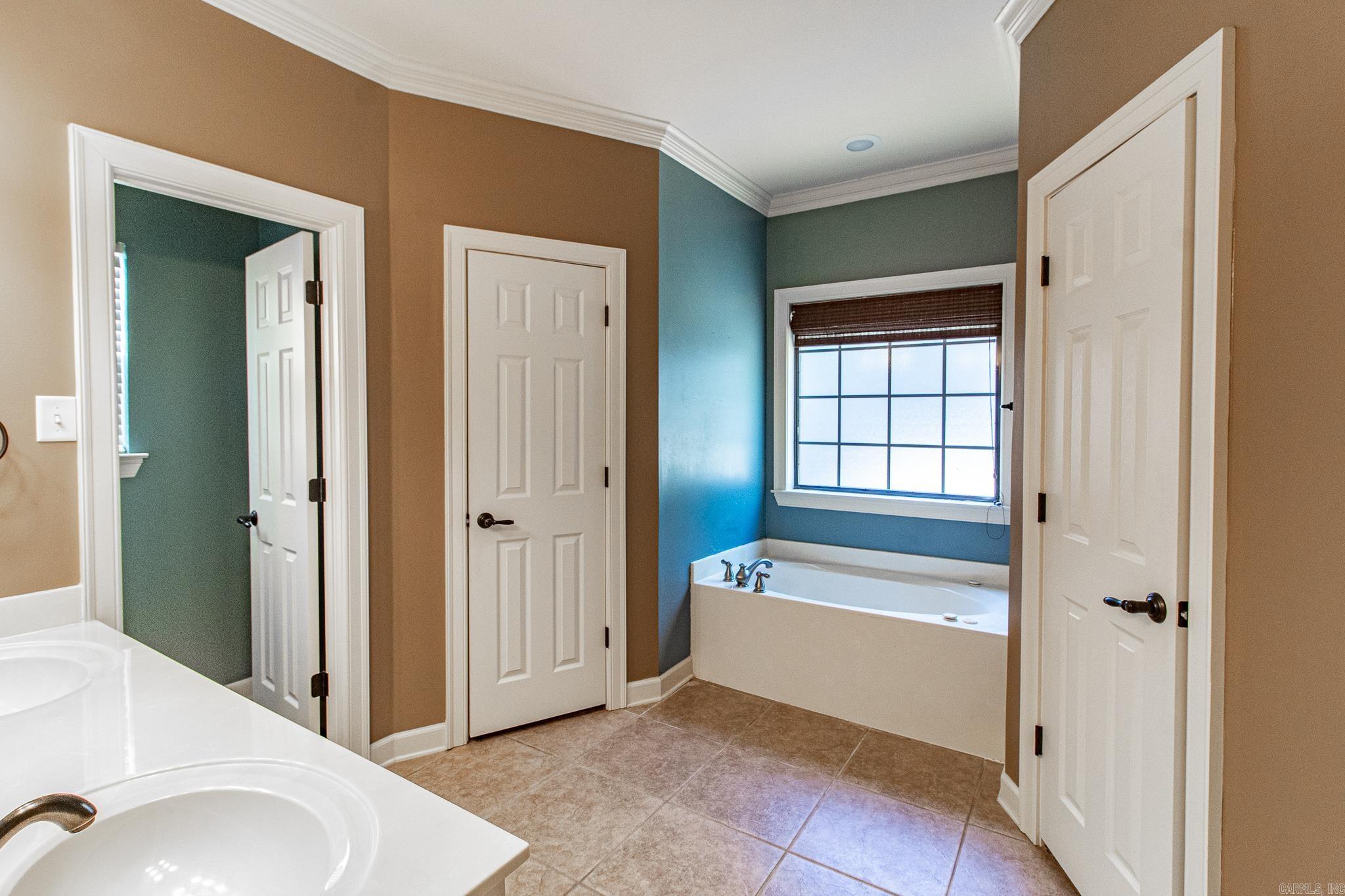 47 Trenton Drive Greenbrier, AR 72058