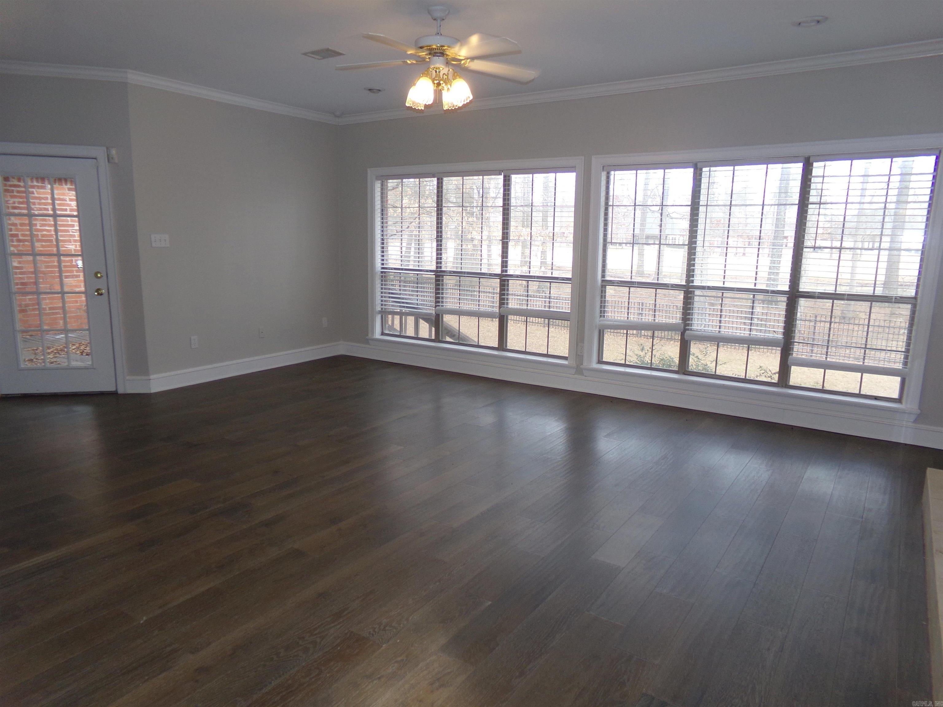 158  Calais  Maumelle, AR