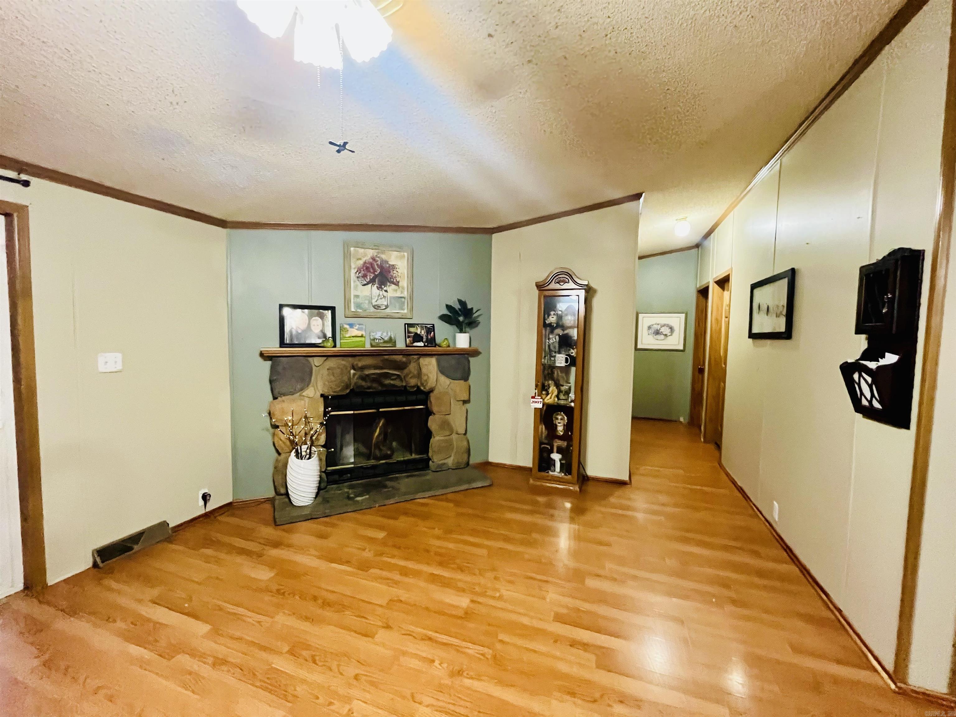 514  Katie  Austin, AR
