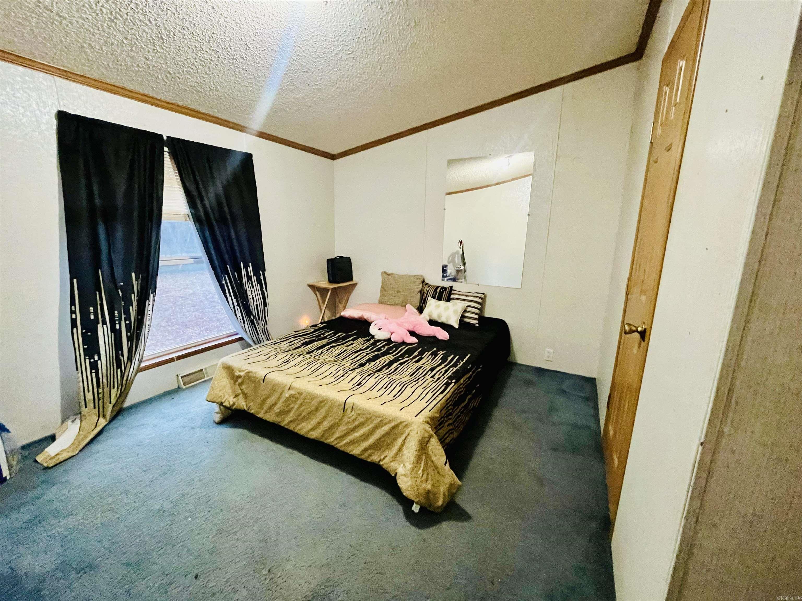 514  Katie  Austin, AR