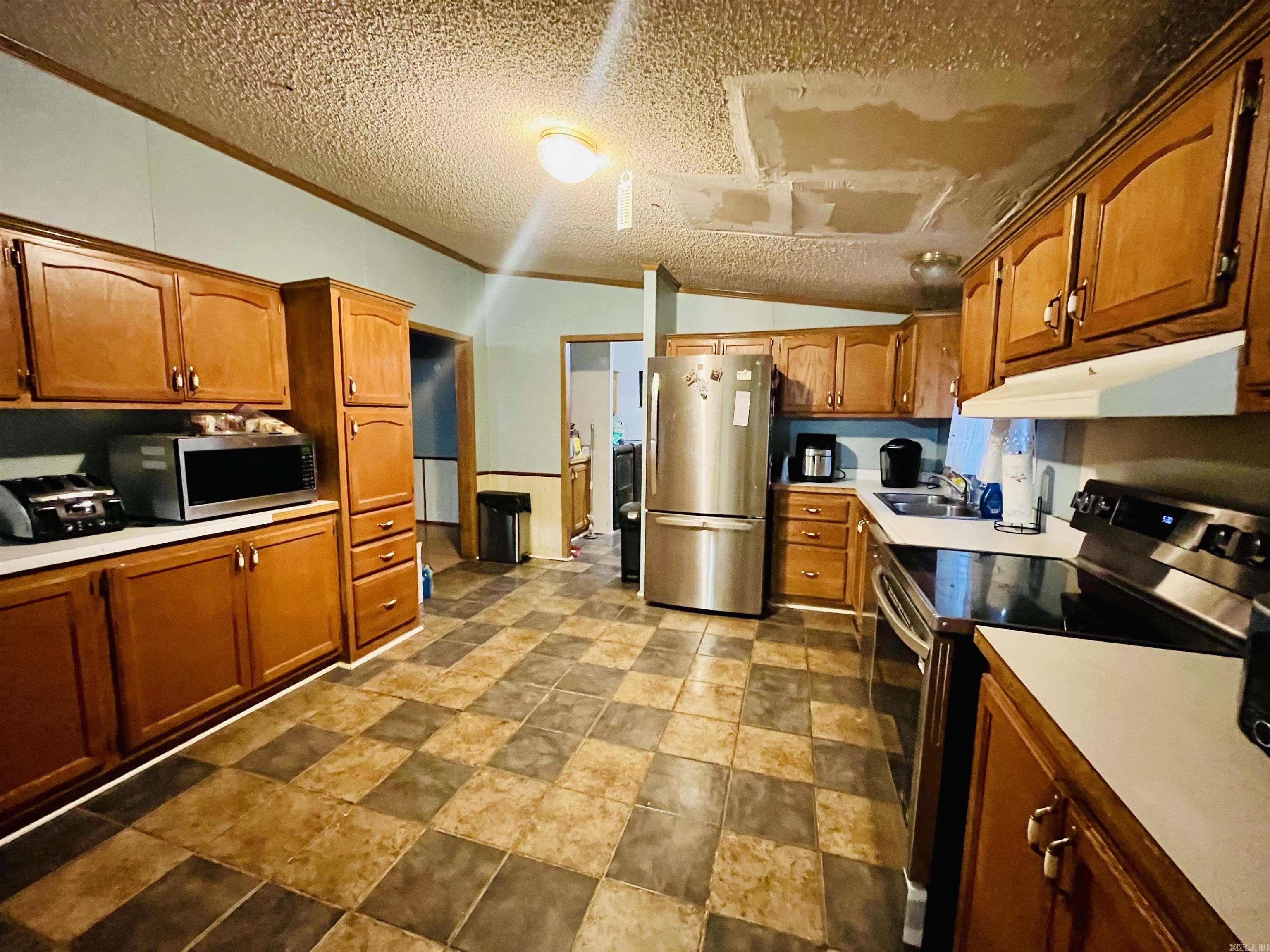514  Katie  Austin, AR