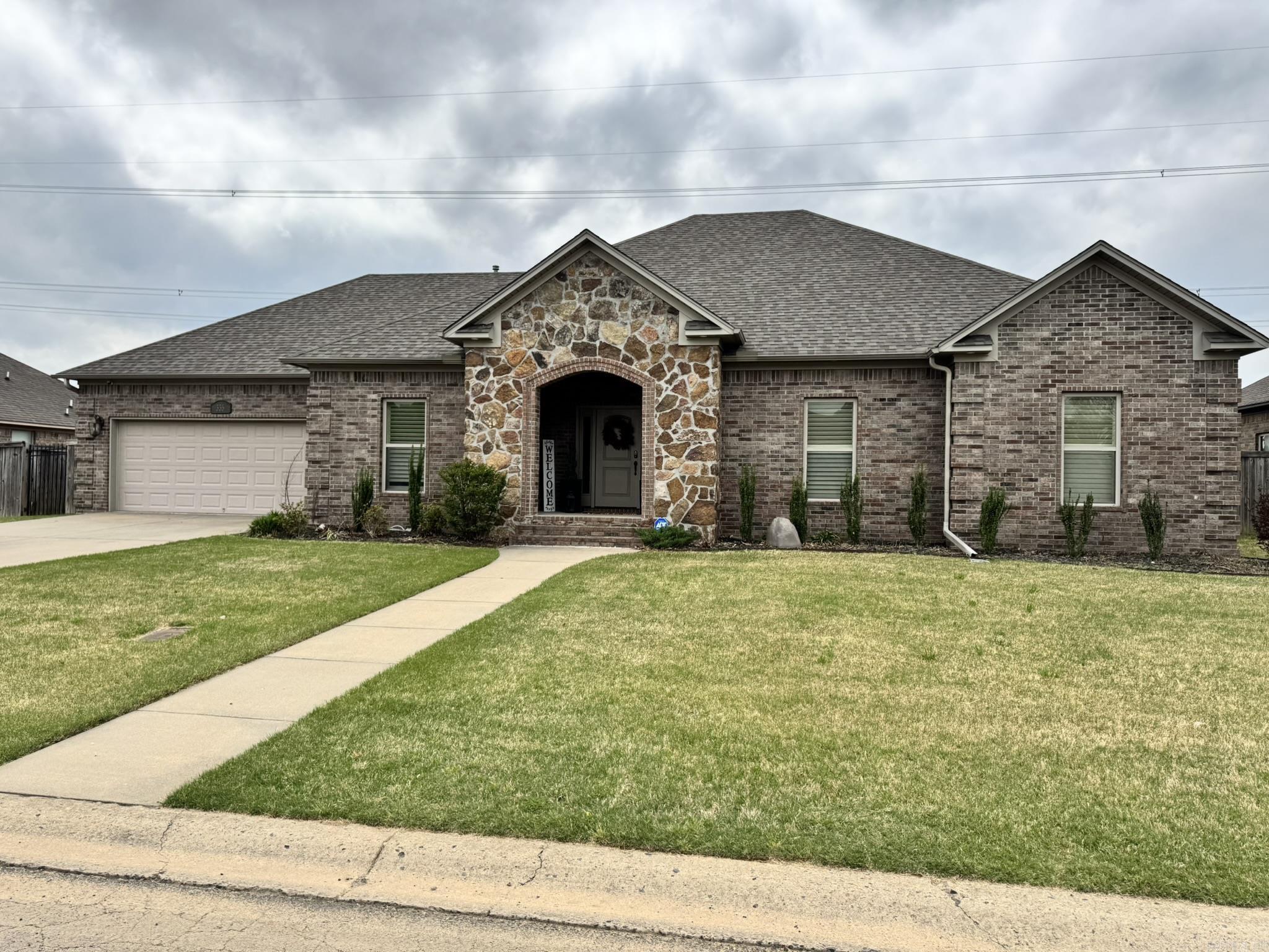 335  Pointe West  Conway, AR