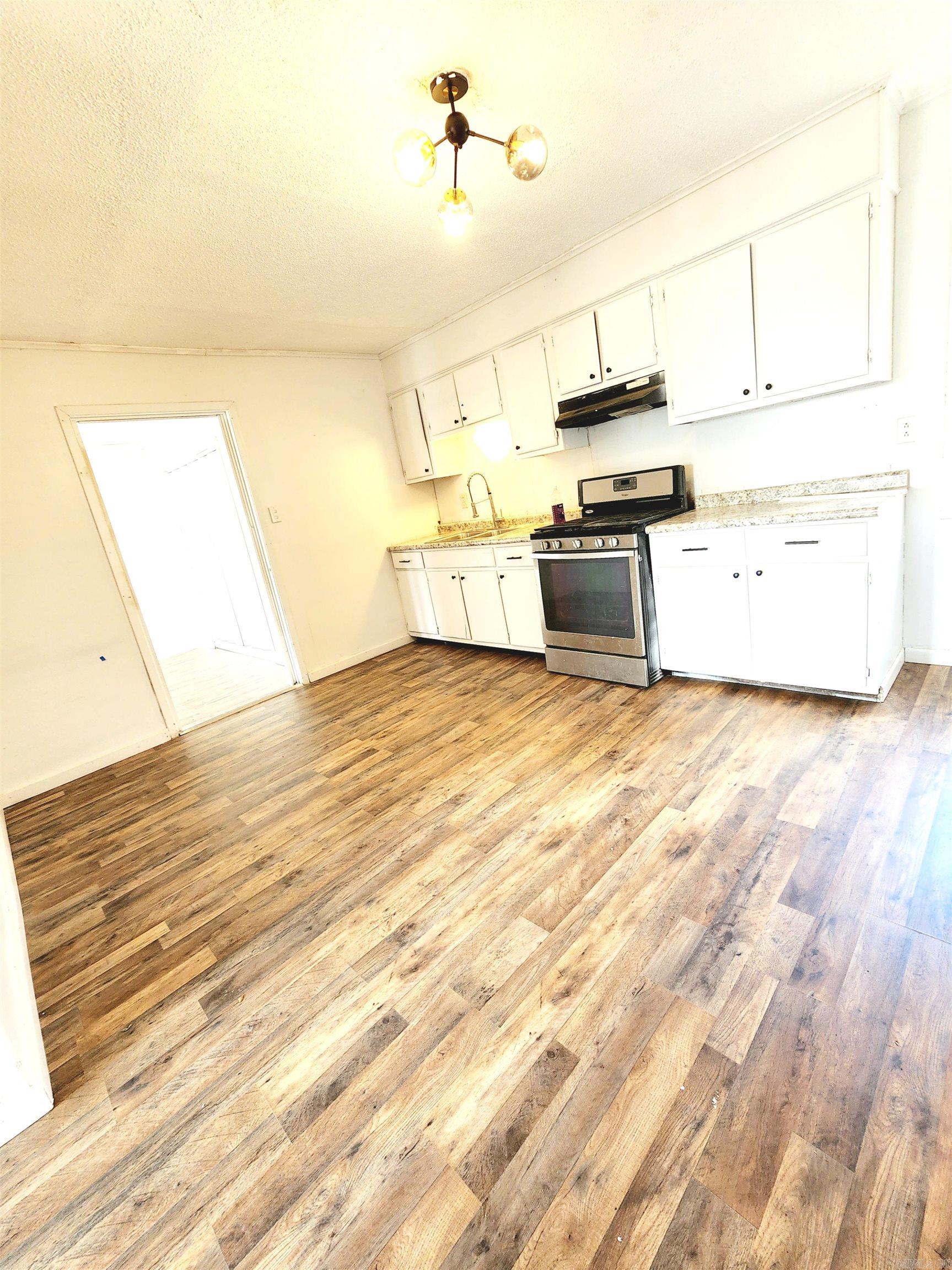 311  stacks  Plumerville, AR