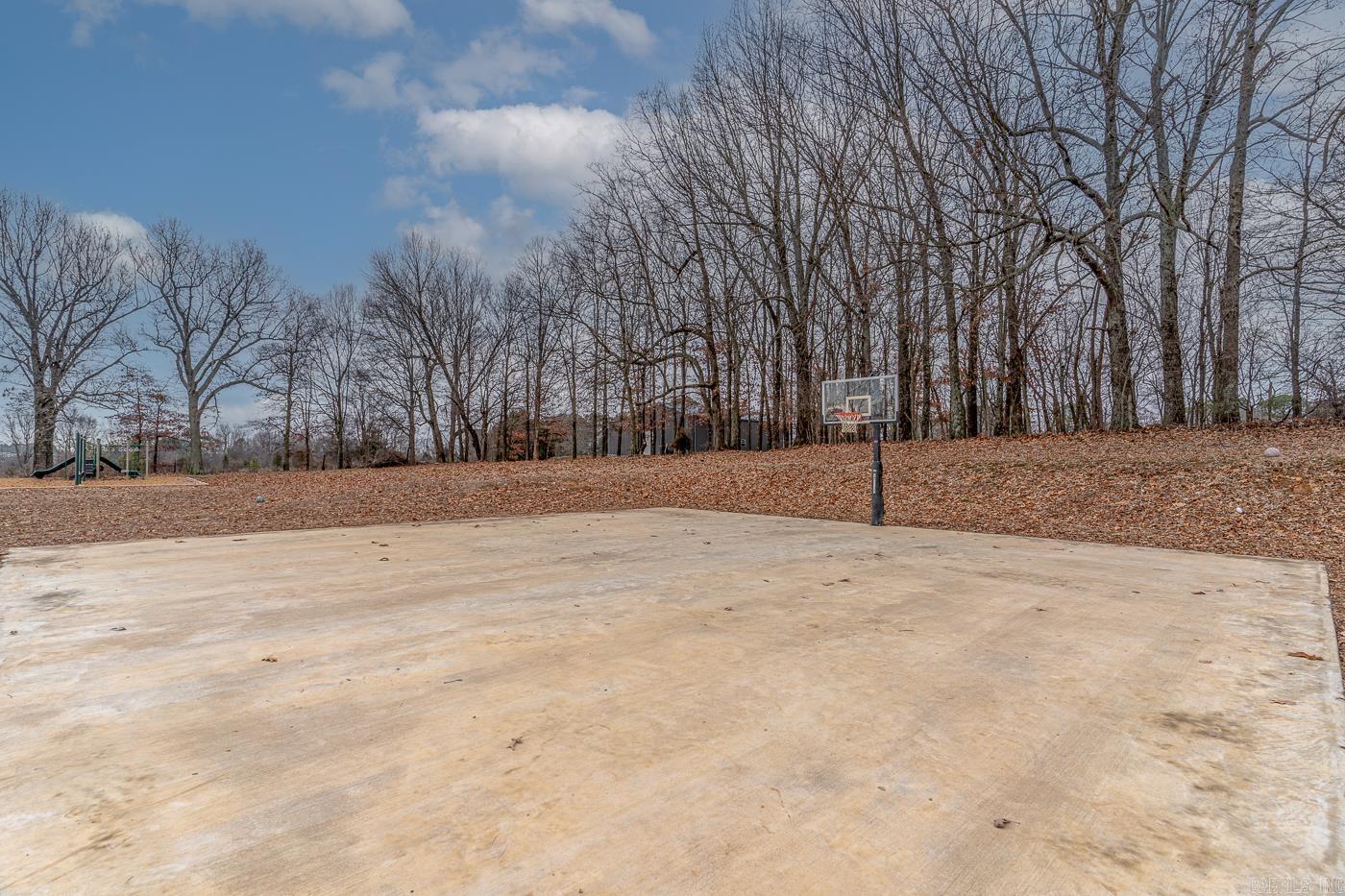 101  Eva Ln  Brookland, AR