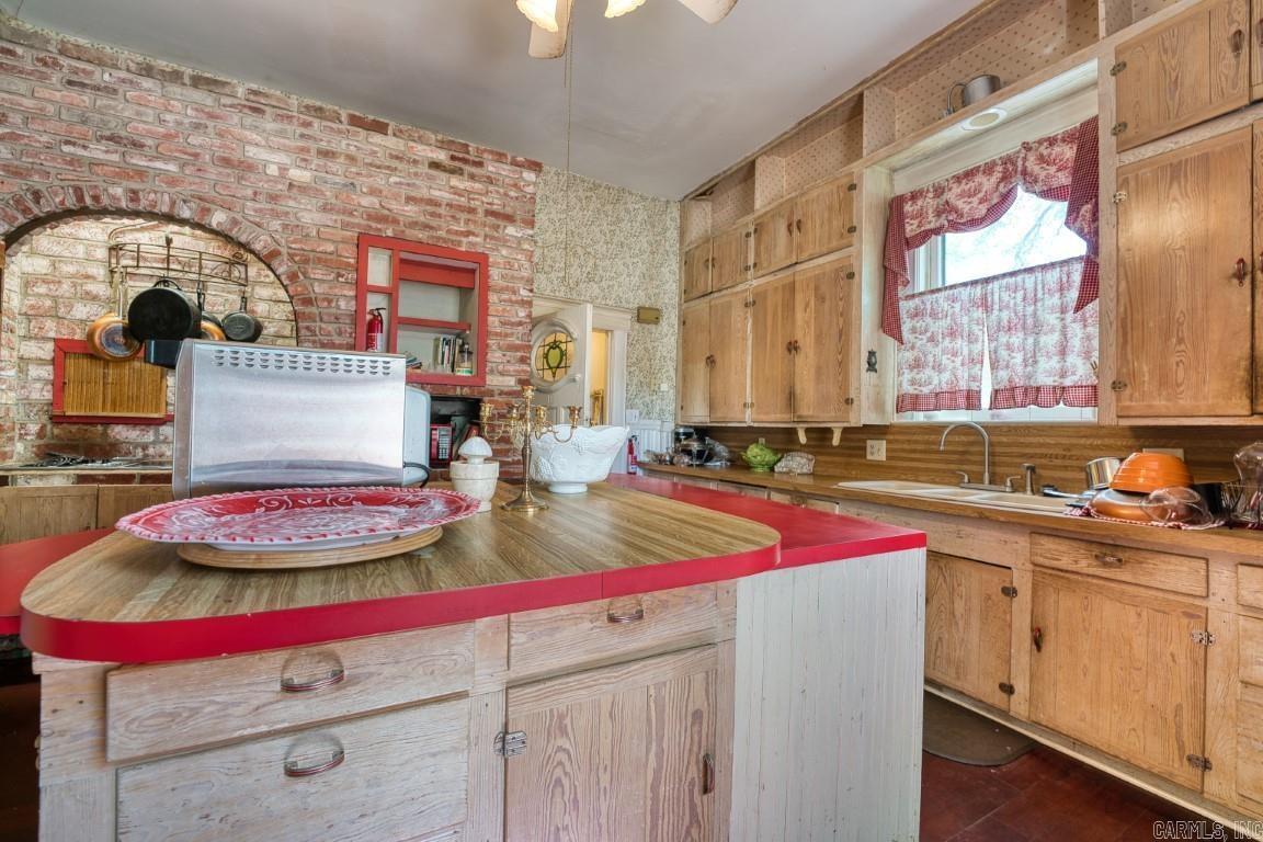 906  Malvern Avenue  Hot Springs, AR