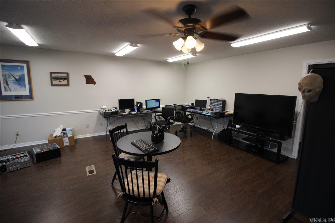 604 N 2nd  Heber Springs, AR