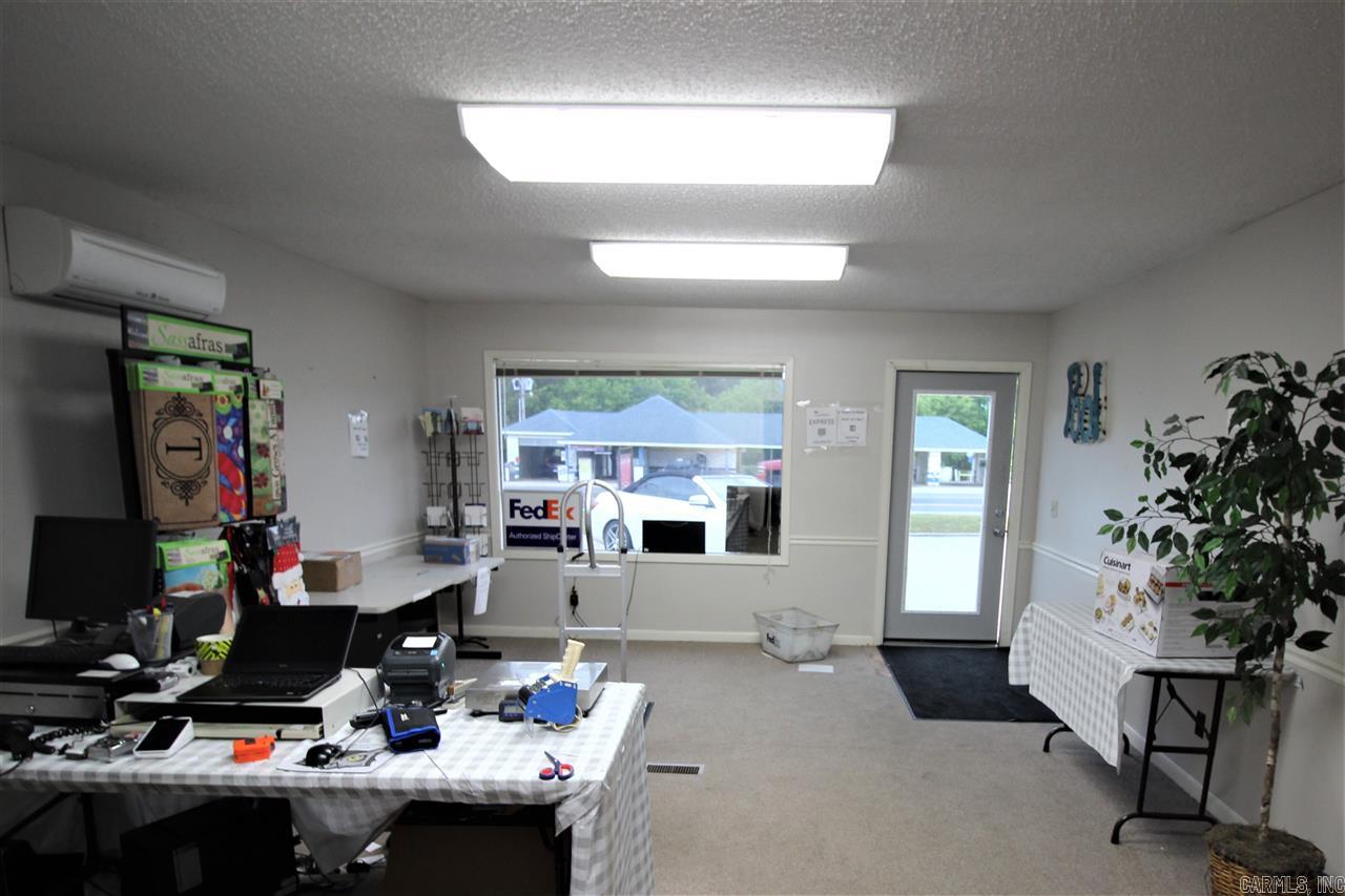 604 N 2nd  Heber Springs, AR