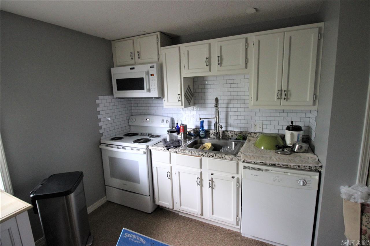 604 N 2nd  Heber Springs, AR