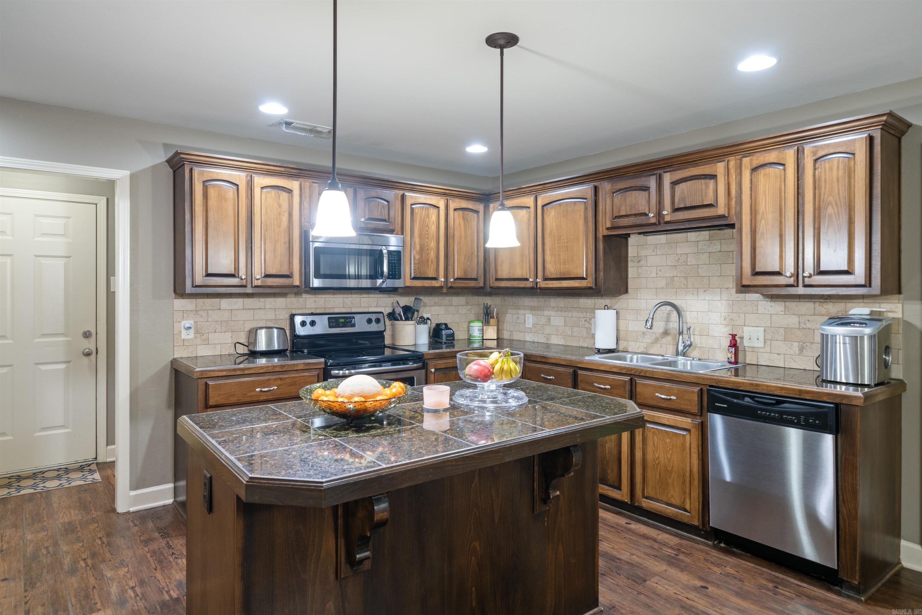 3 Abby Ln Sheridan, AR 72150