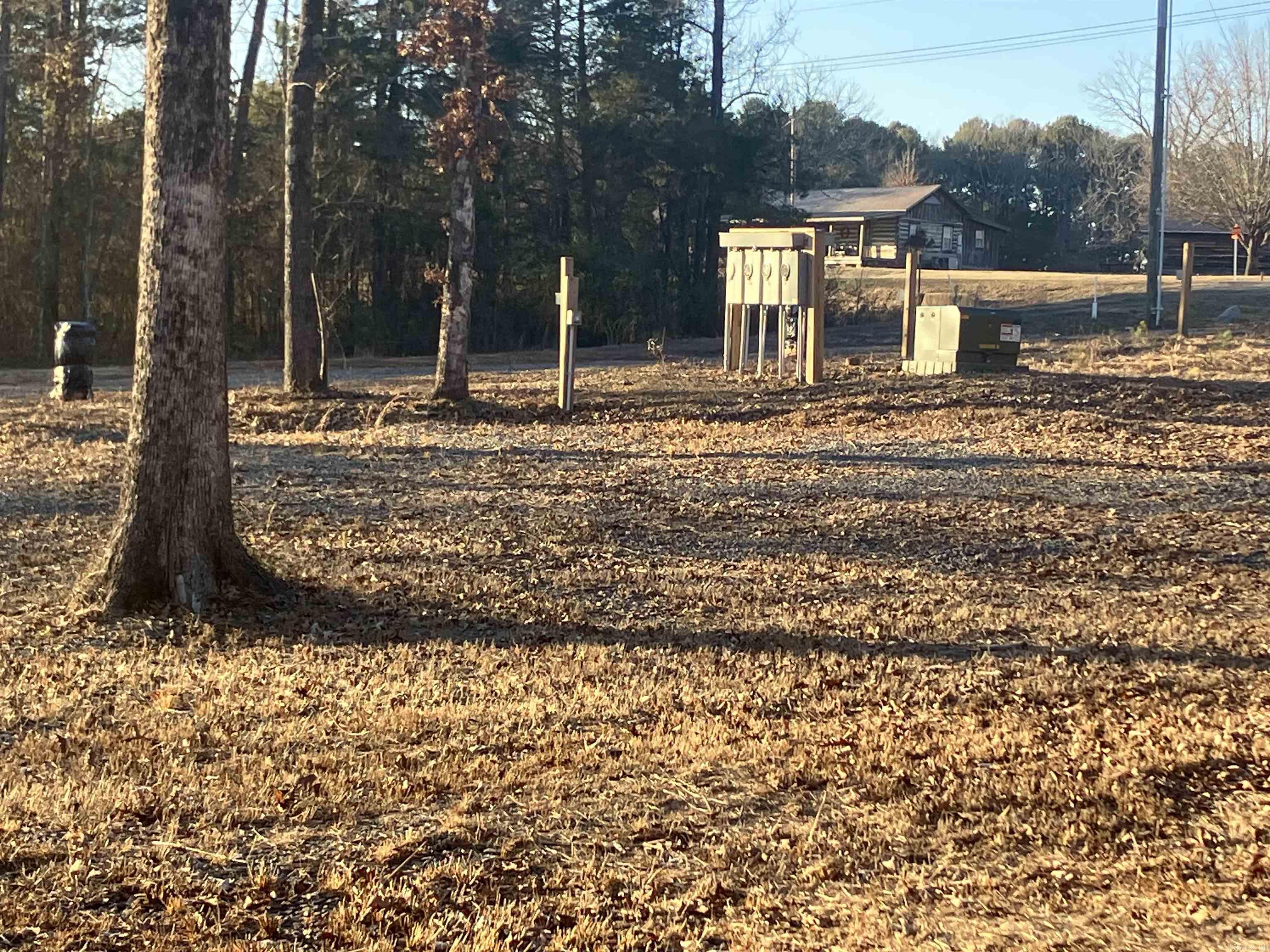 6629 Greers Ferry Rd. Greers Ferry, AR 72067
