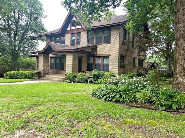 211  Cherry  Arkadelphia, AR