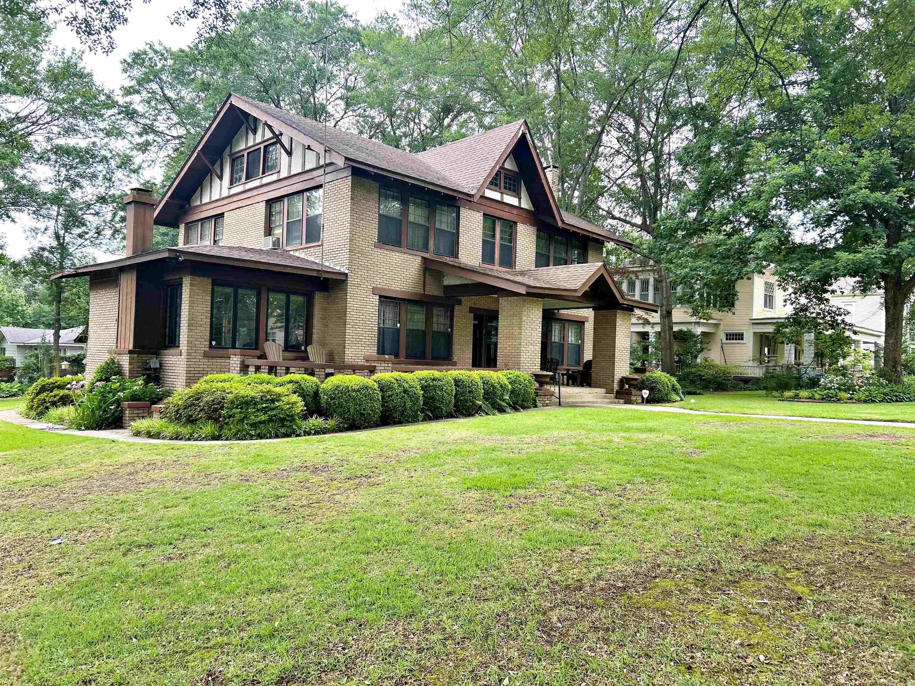 211 Cherry  Arkadelphia, AR