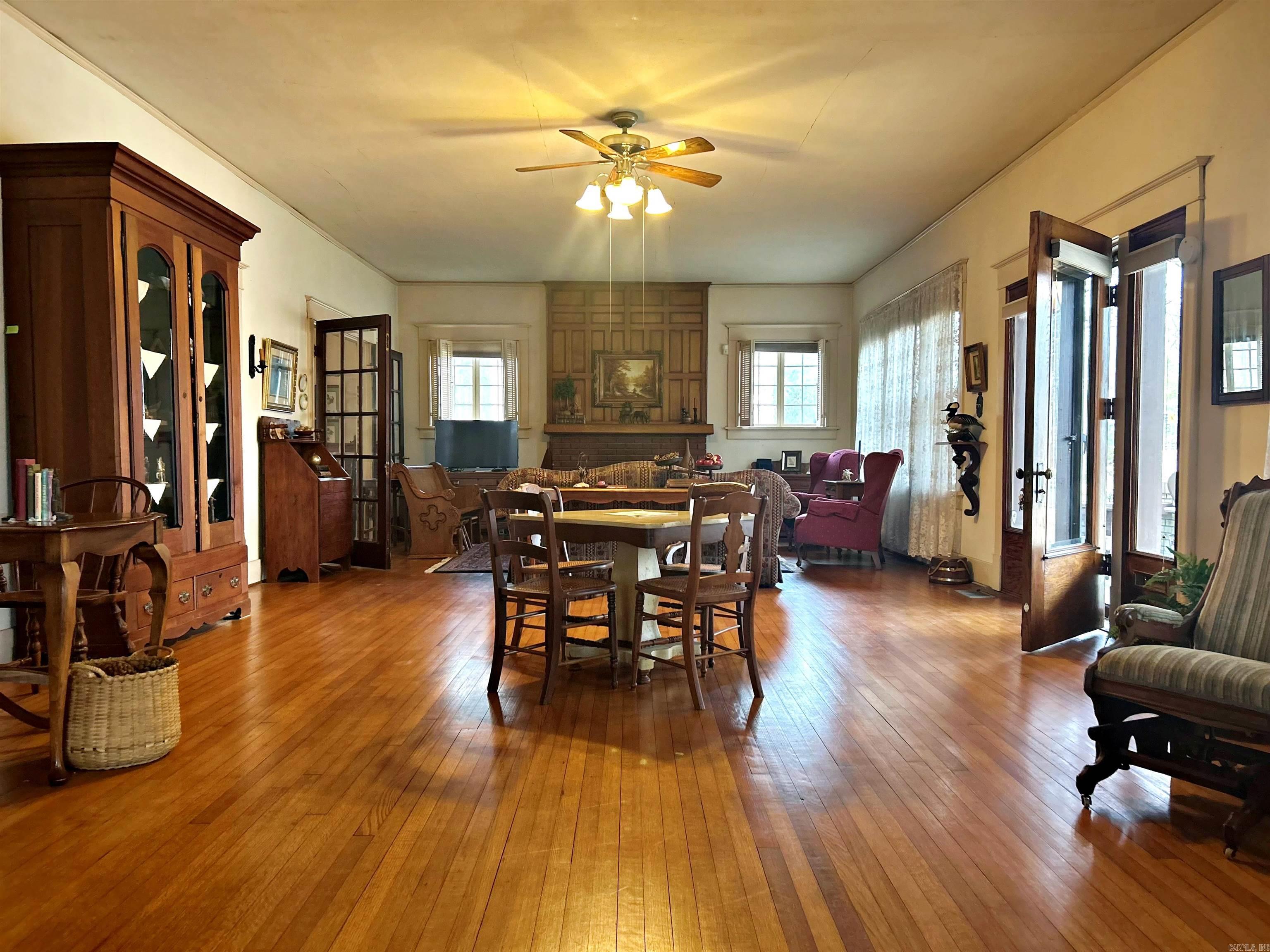 211  Cherry  Arkadelphia, AR